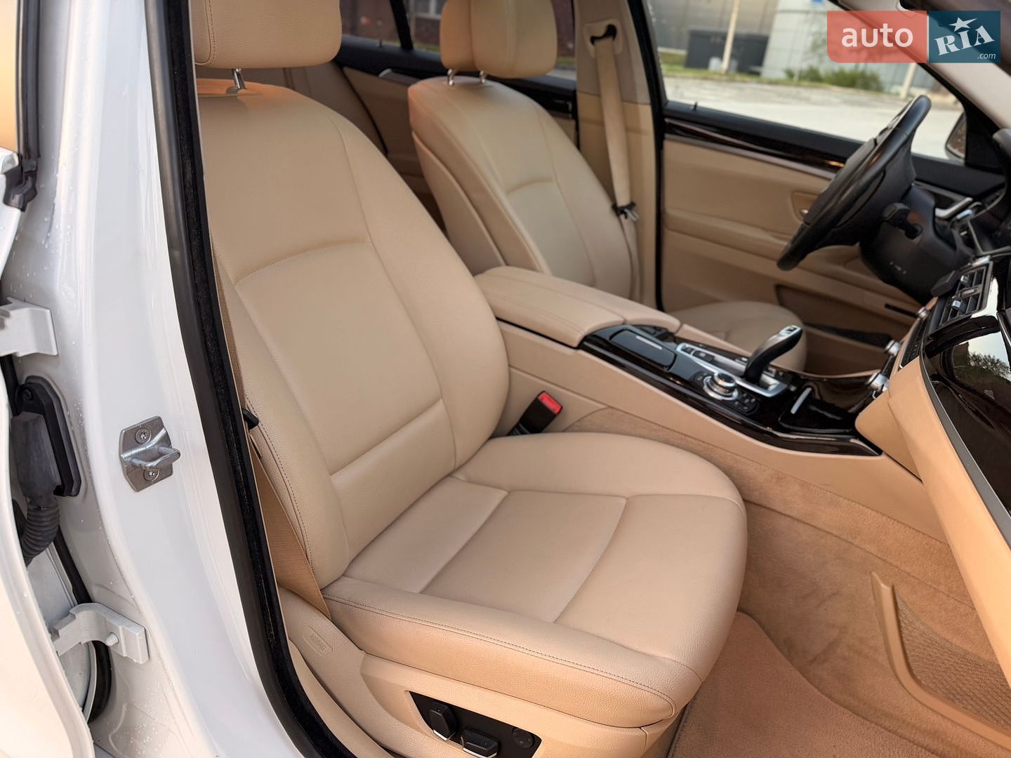 BMW 5 Series 2013 VIN WBAXH5C50DD110716 фото оголошення 29 з 31