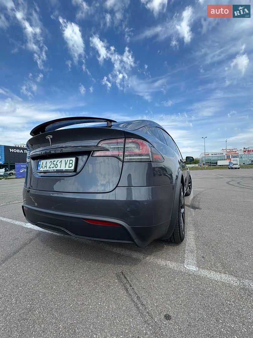 Tesla Model X 2022 VIN 7SAXCBE59PF373364 фото оголошення 4 з 11
