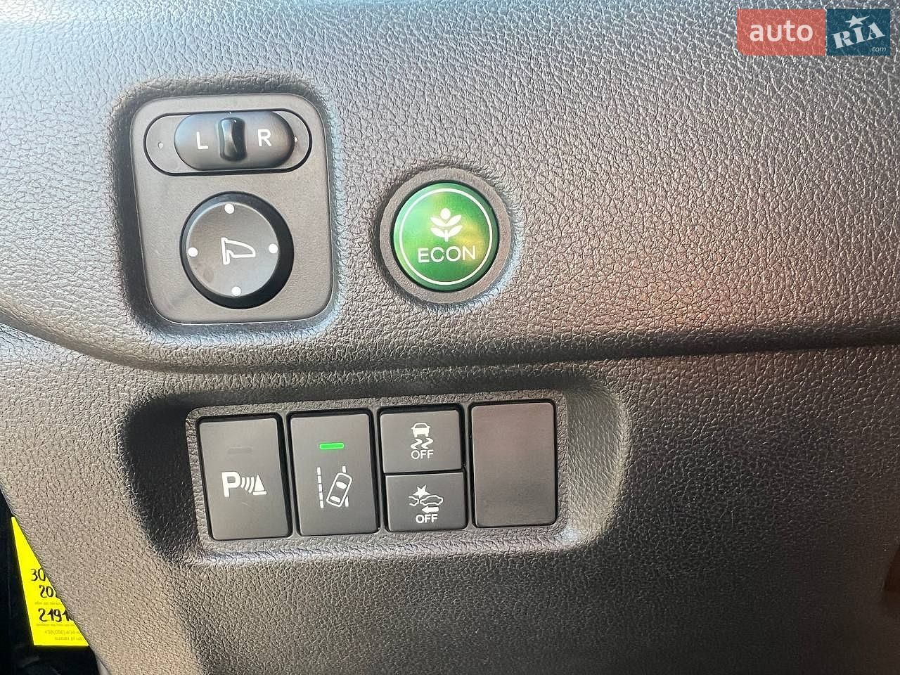 Honda Pilot 2017 VIN 5FNYF6H02HB055250 фото оголошення 8 з 12