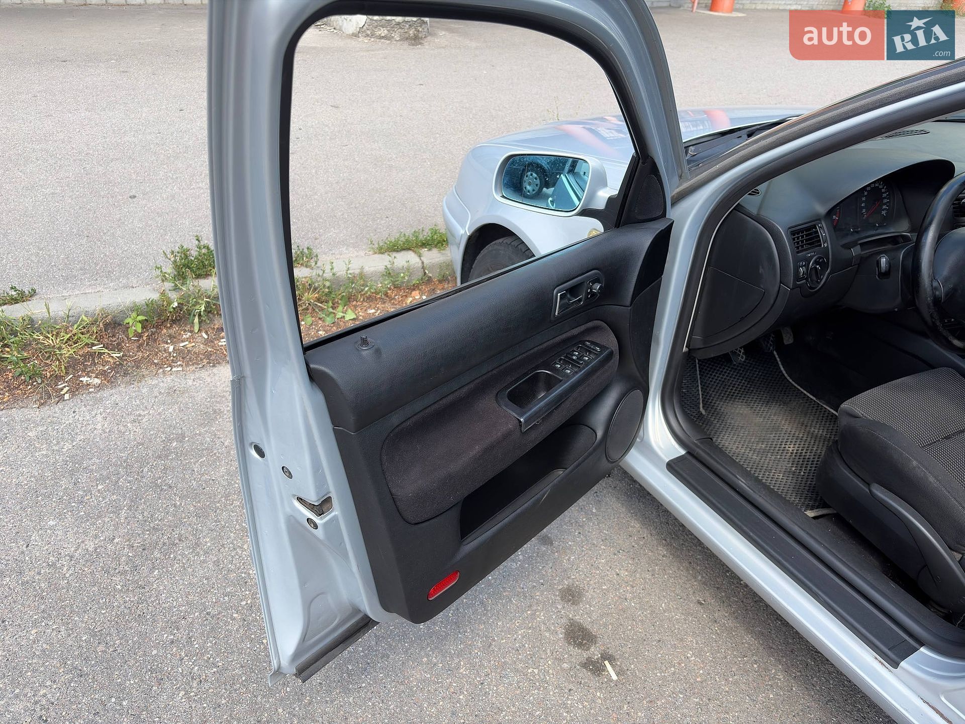 Volkswagen Bora 1999 VIN WVWZZZ1JZXW699714 фото оголошення 5 з 30