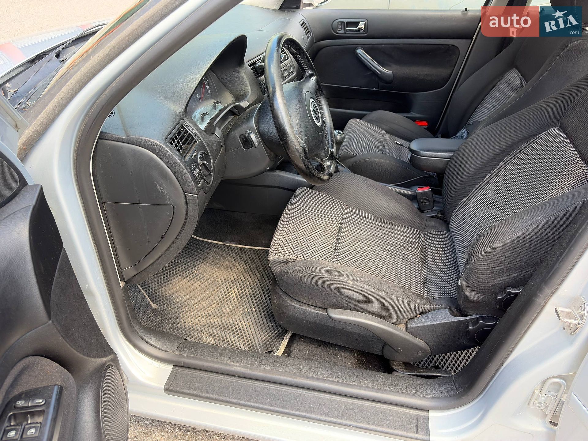 Volkswagen Bora 1999 VIN WVWZZZ1JZXW699714 фото оголошення 6 з 30