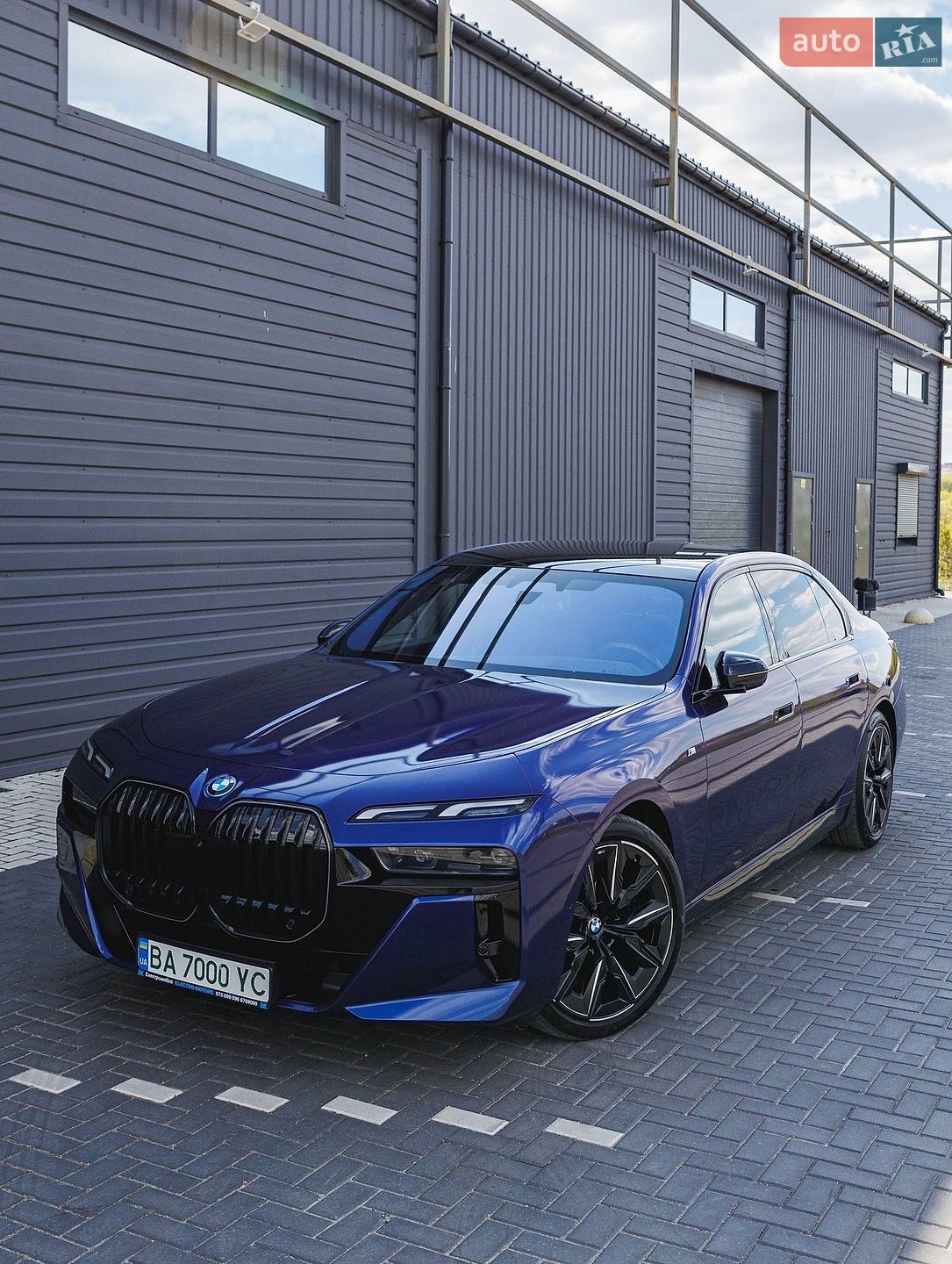 BMW I7 2024 VIN WBY51EJ000CS36644 фото оголошення 48 з 50