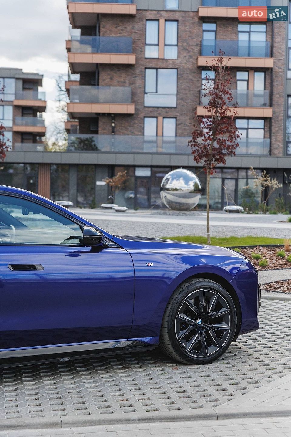 BMW I7 2024 VIN WBY51EJ000CS36644 фото оголошення 13 з 50