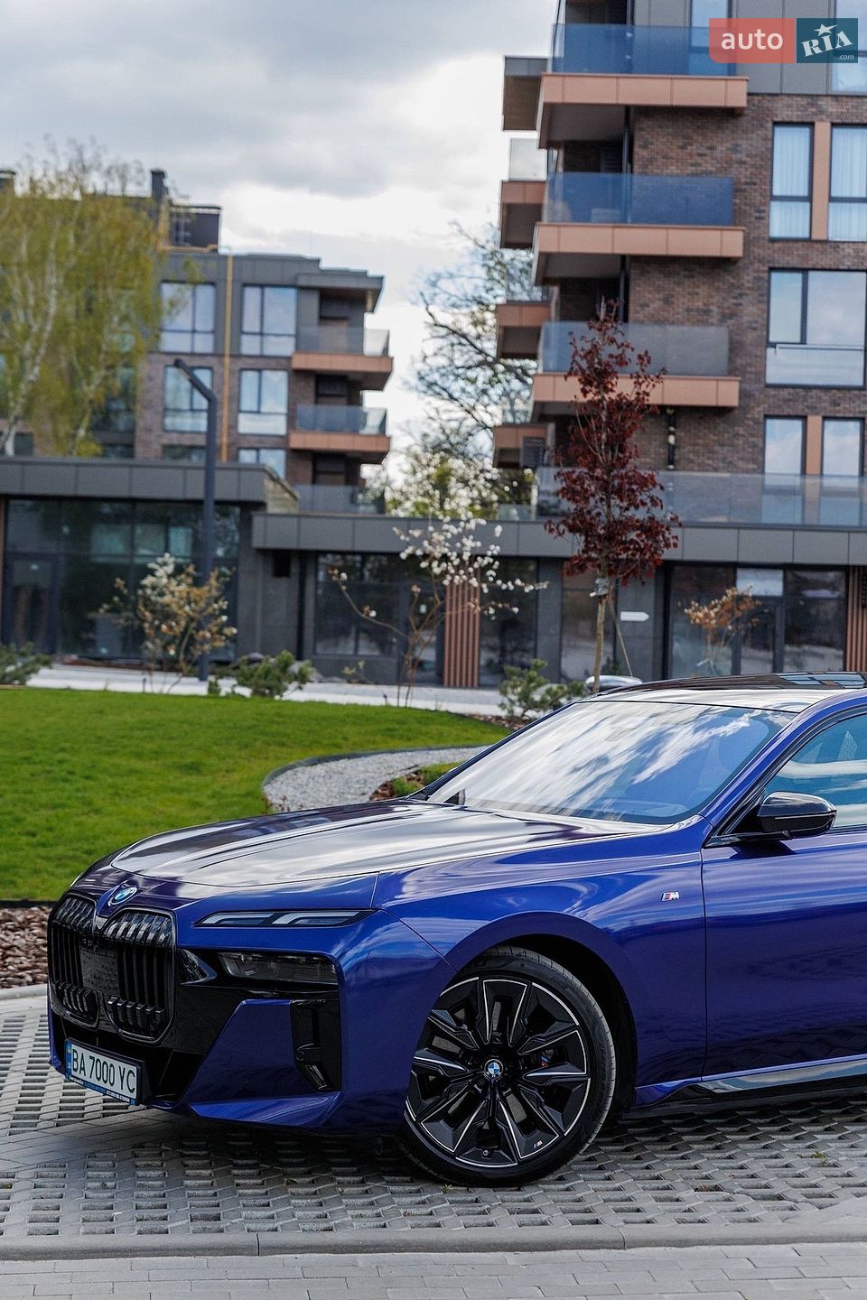 BMW I7 2024 VIN WBY51EJ000CS36644 фото оголошення 12 з 50