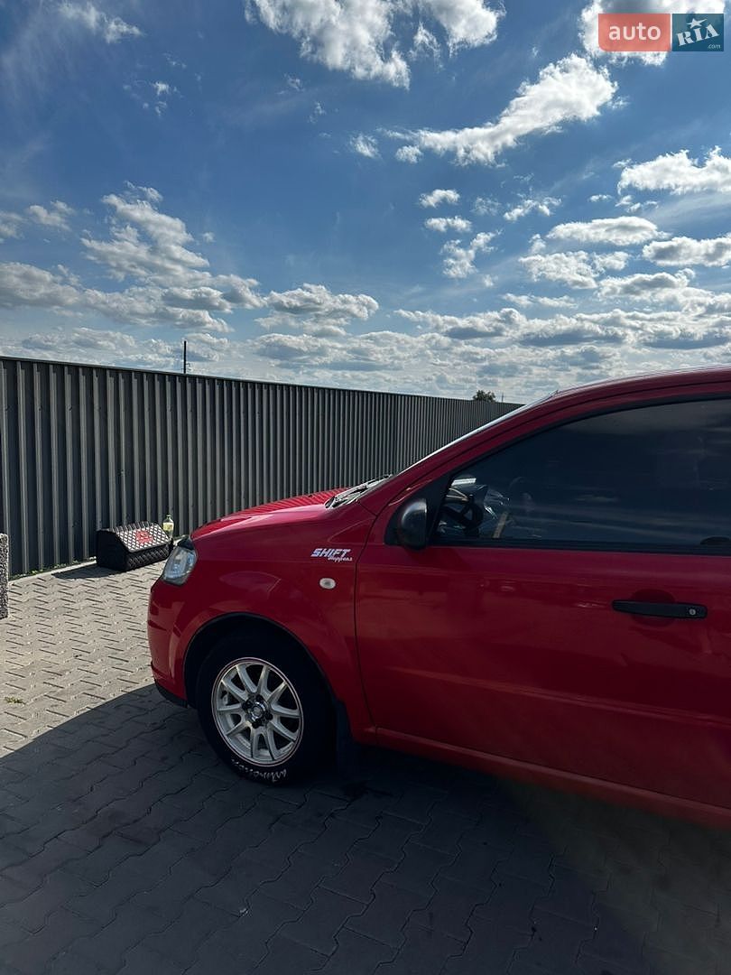 Chevrolet Aveo 2007 VIN Y6DSF69YE8B068526 фото оголошення 4 з 12
