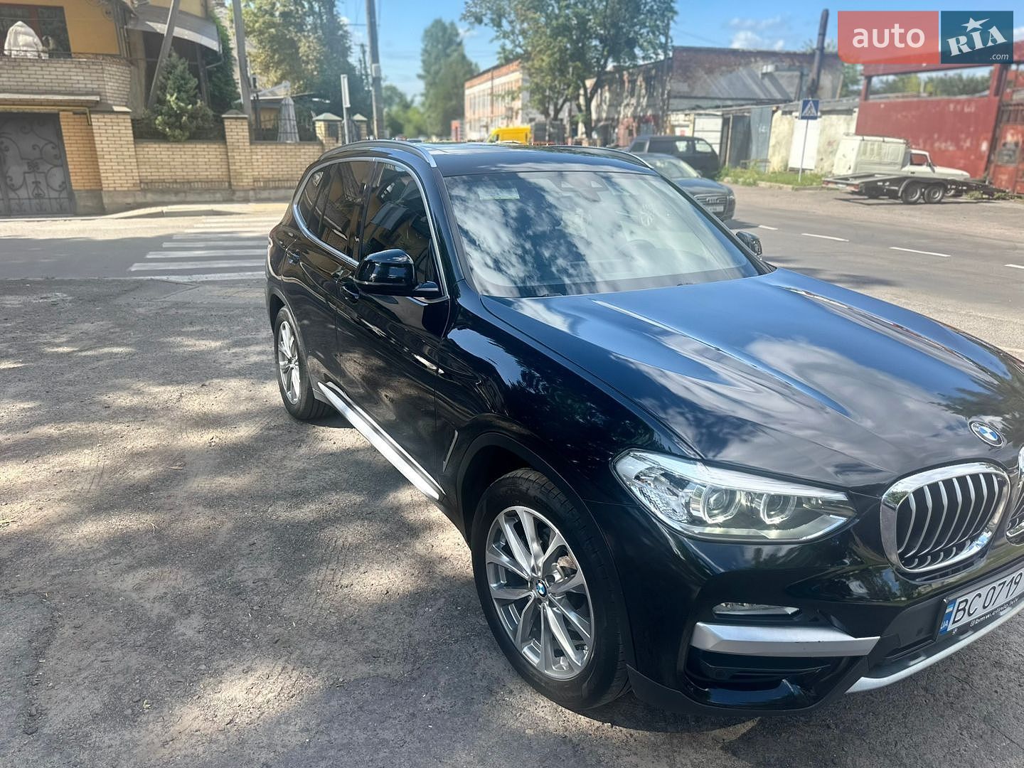 BMW X3 2019 VIN 5UXTR9C53KLP89596 фото оголошення 2 з 10