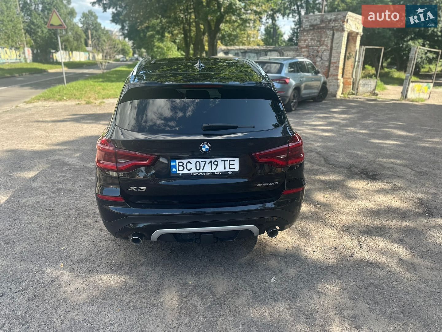 BMW X3 2019 VIN 5UXTR9C53KLP89596 фото оголошення 4 з 10