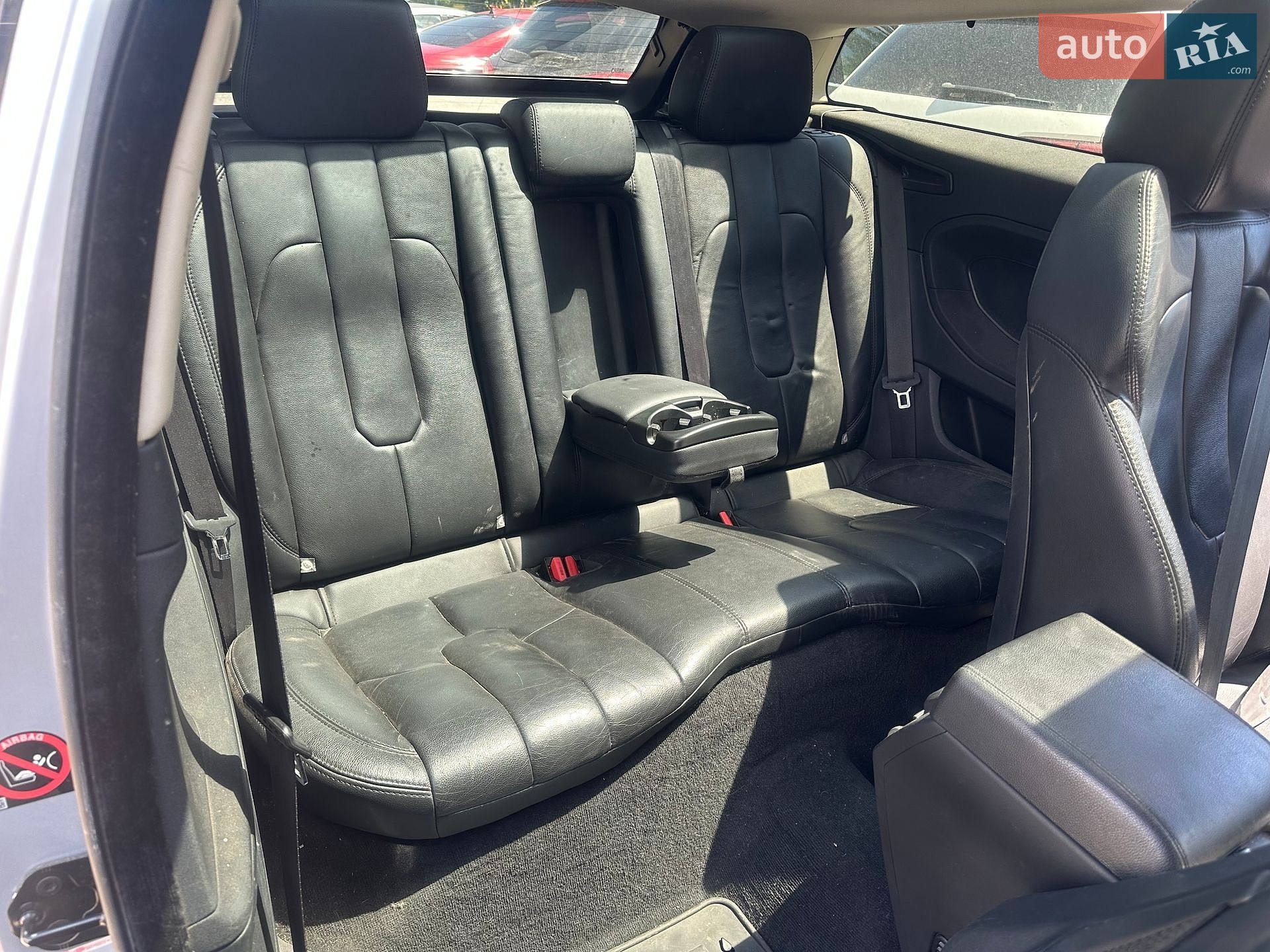 Land Rover Range Rover Evoque 2015 VIN SALVP1BGXFH050411 фото оголошення 3 з 11