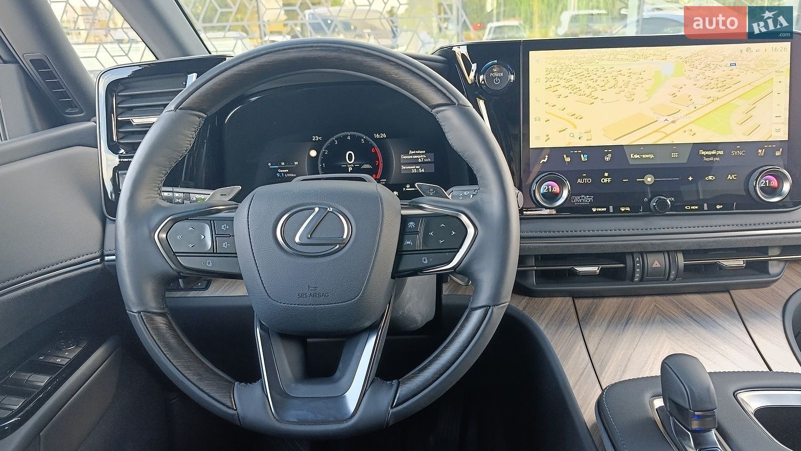 Lexus LM 2025 VIN JTHCCAAD705007346 фото оголошення 9 з 11