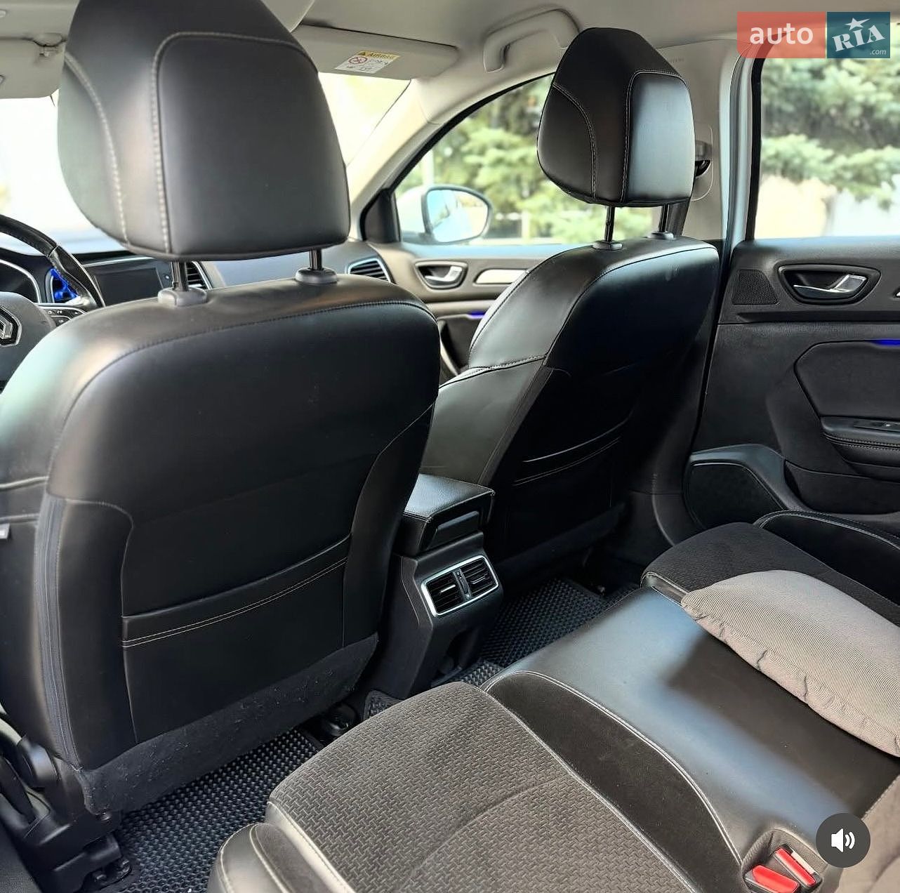 Renault Megane 2017 VIN VF1RFB00858677841 фото оголошення 13 з 21