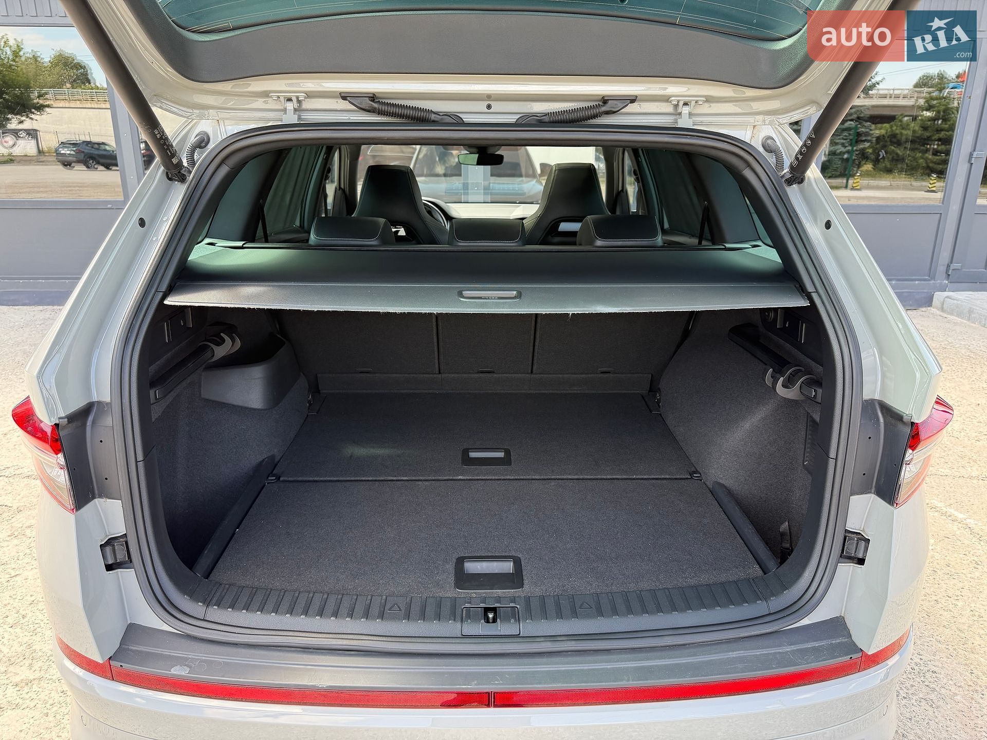 Skoda Kodiaq 2022 VIN TMBLD9NS0NB400569 фото оголошення 37 з 51