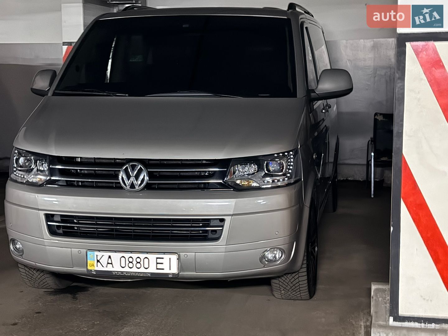 Volkswagen Multivan 2010 VIN WV2ZZZ7HZBH003979 фото оголошення 18 з 18