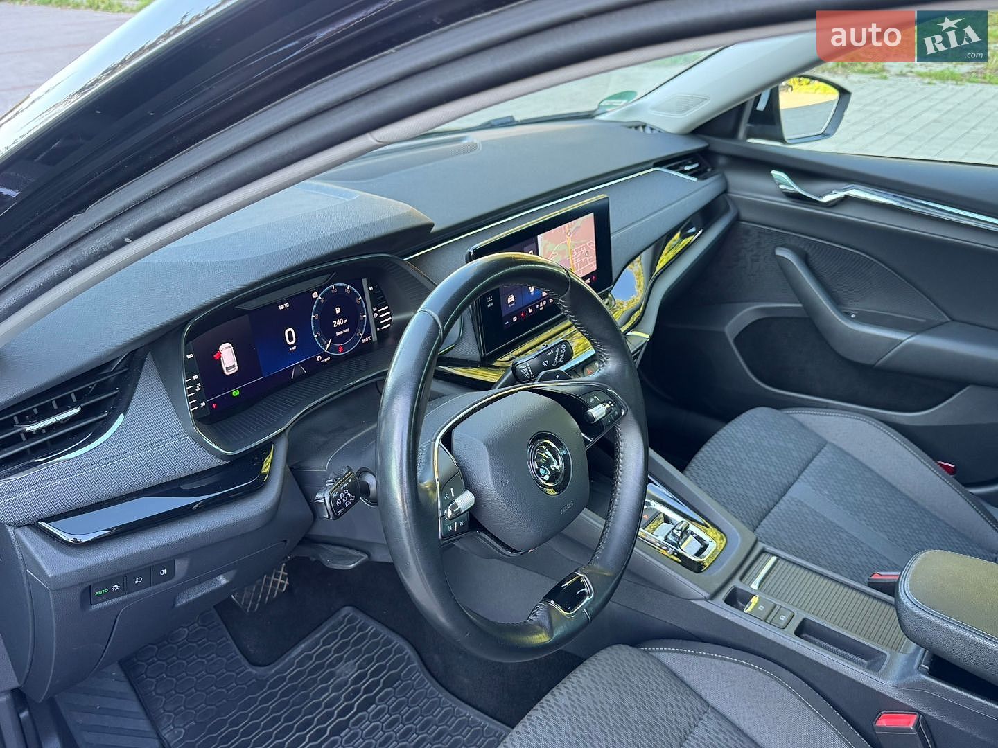 Skoda Octavia 2020 VIN TMBJJ7NX1MY028803 фото оголошення 14 з 25