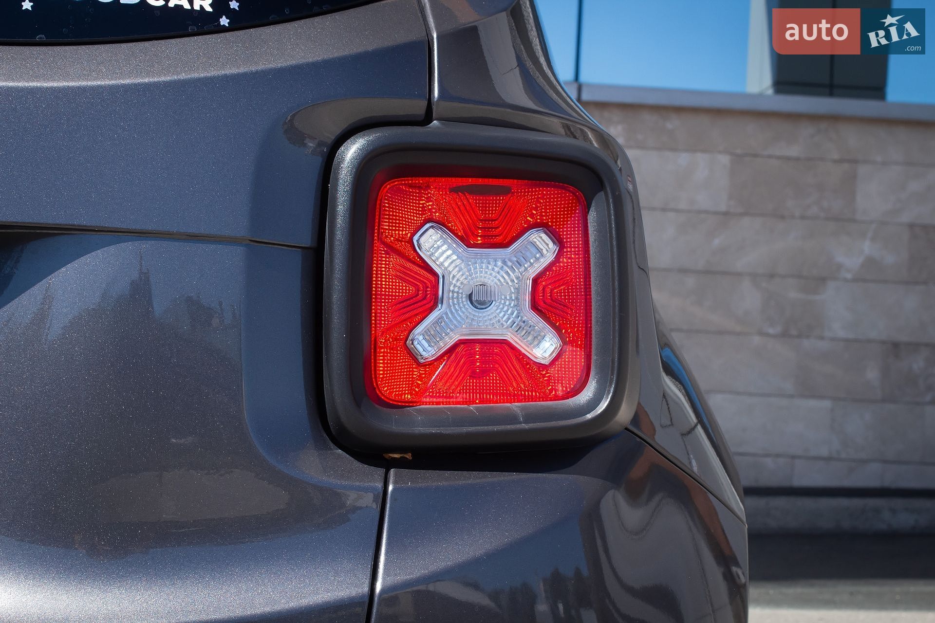 Jeep Renegade 2016 VIN ZACCJABB8HPE94306 фото оголошення 31 з 34