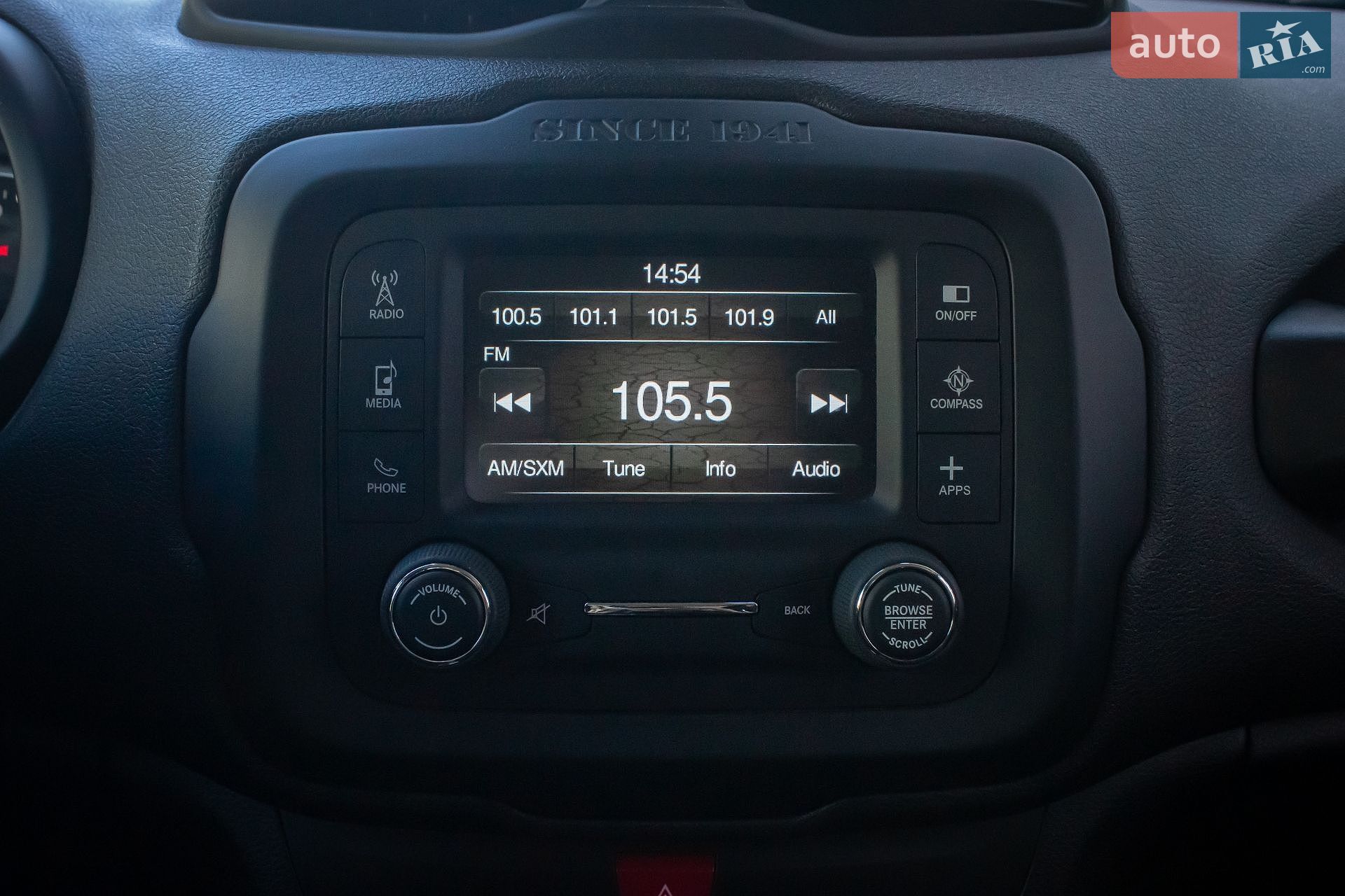 Jeep Renegade 2016 VIN ZACCJABB8HPE94306 фото оголошення 14 з 34