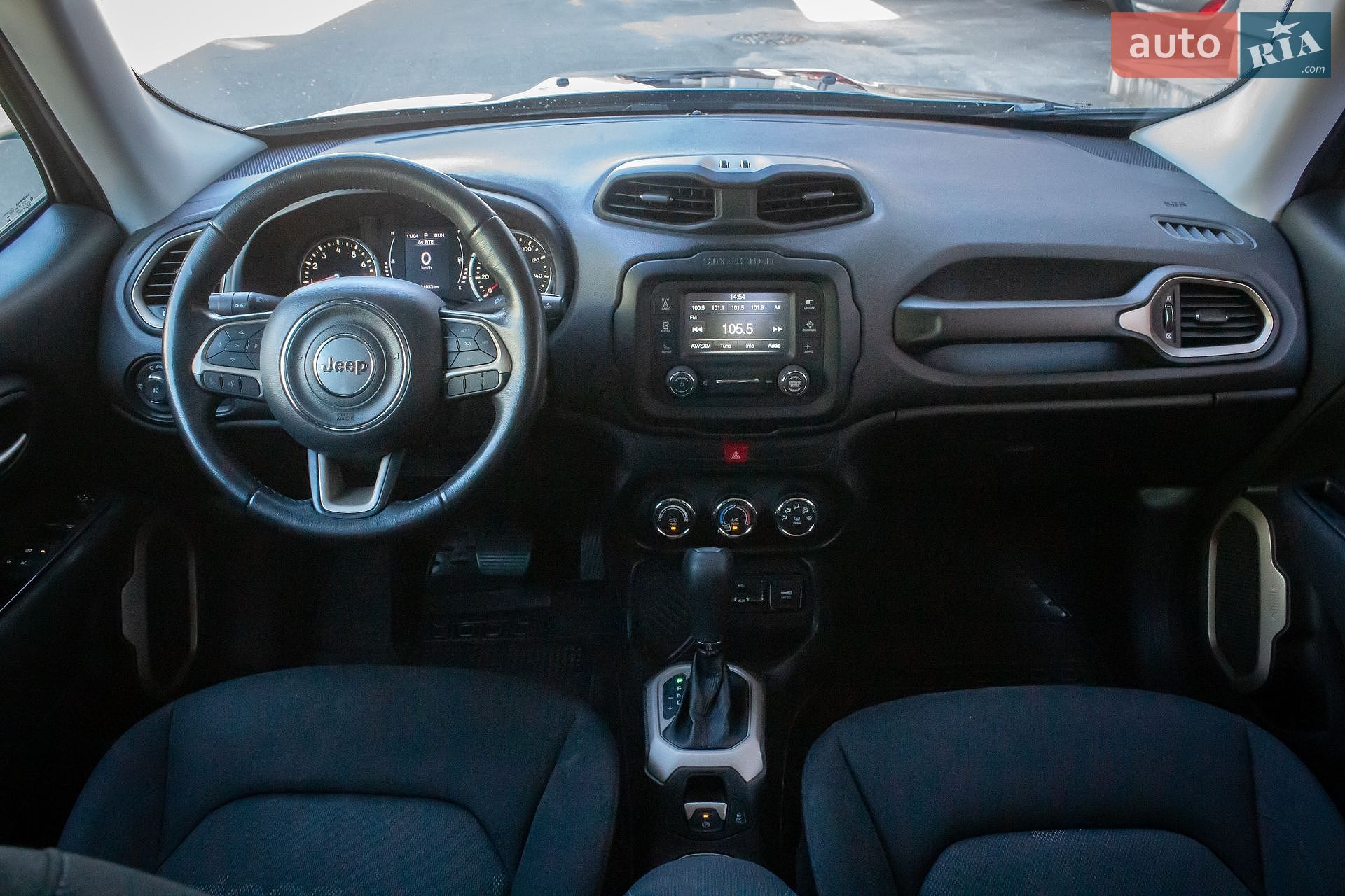 Jeep Renegade 2016 VIN ZACCJABB8HPE94306 фото оголошення 10 з 34