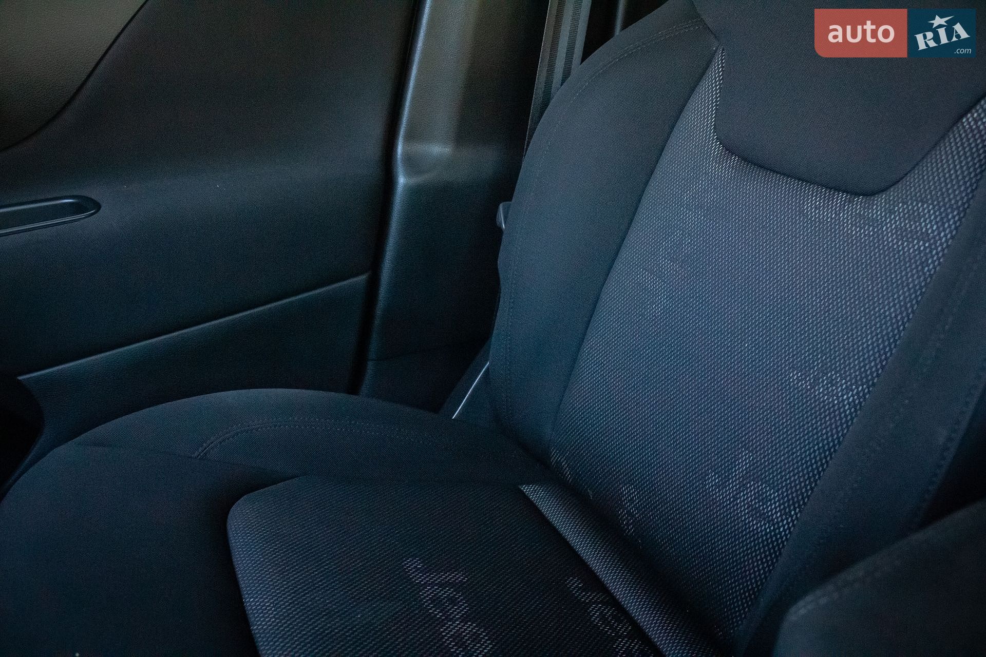 Jeep Renegade 2016 VIN ZACCJABB8HPE94306 фото оголошення 23 з 34