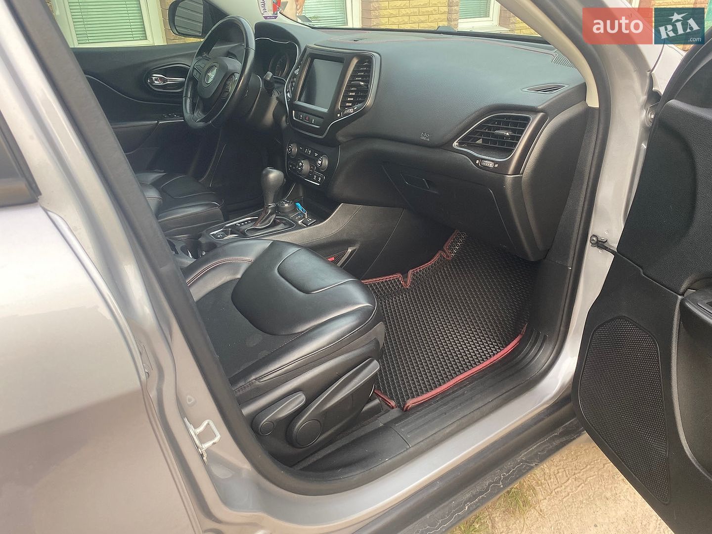 Jeep Cherokee 2021 VIN 1C4PJMBX2MD178424 фото оголошення 15 з 29