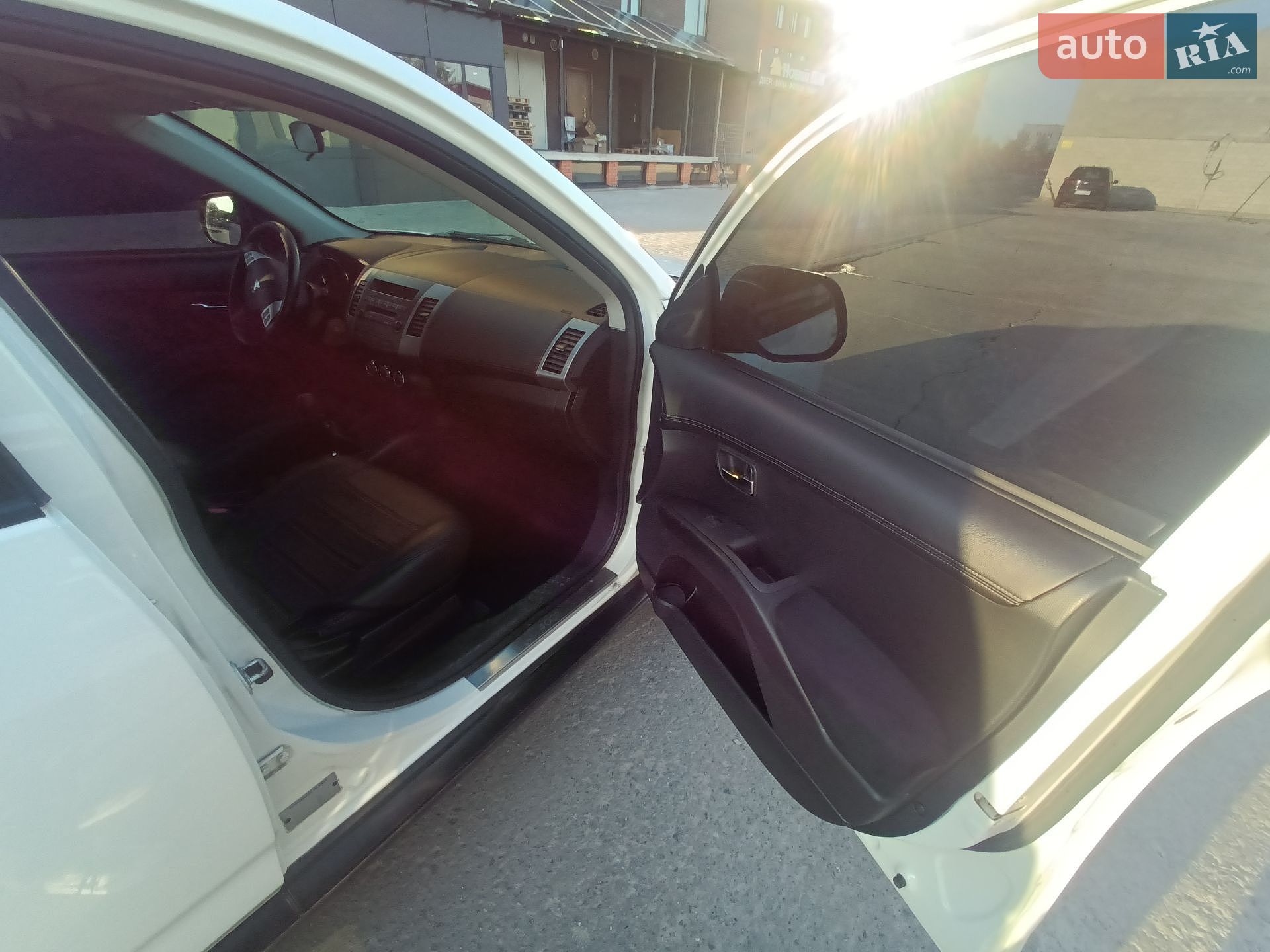 Peugeot 4007 2012 VIN VF3VV4HK8CU803434 фото оголошення 10 з 69