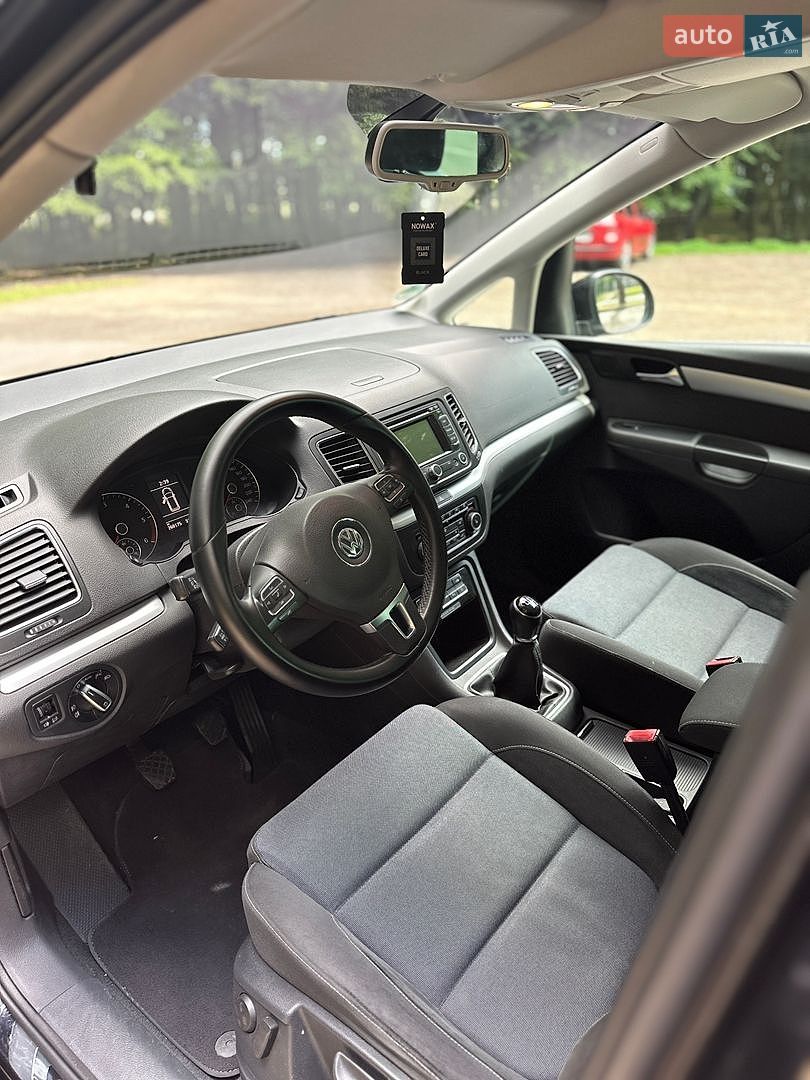Volkswagen Sharan 2011 VIN WVWZZZ7NZCV024104 фото оголошення 9 з 41
