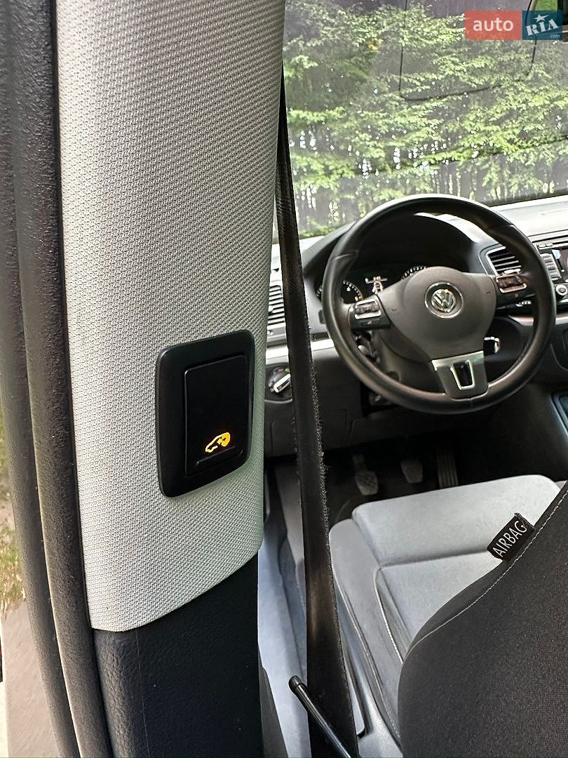 Volkswagen Sharan 2011 VIN WVWZZZ7NZCV024104 фото оголошення 21 з 41