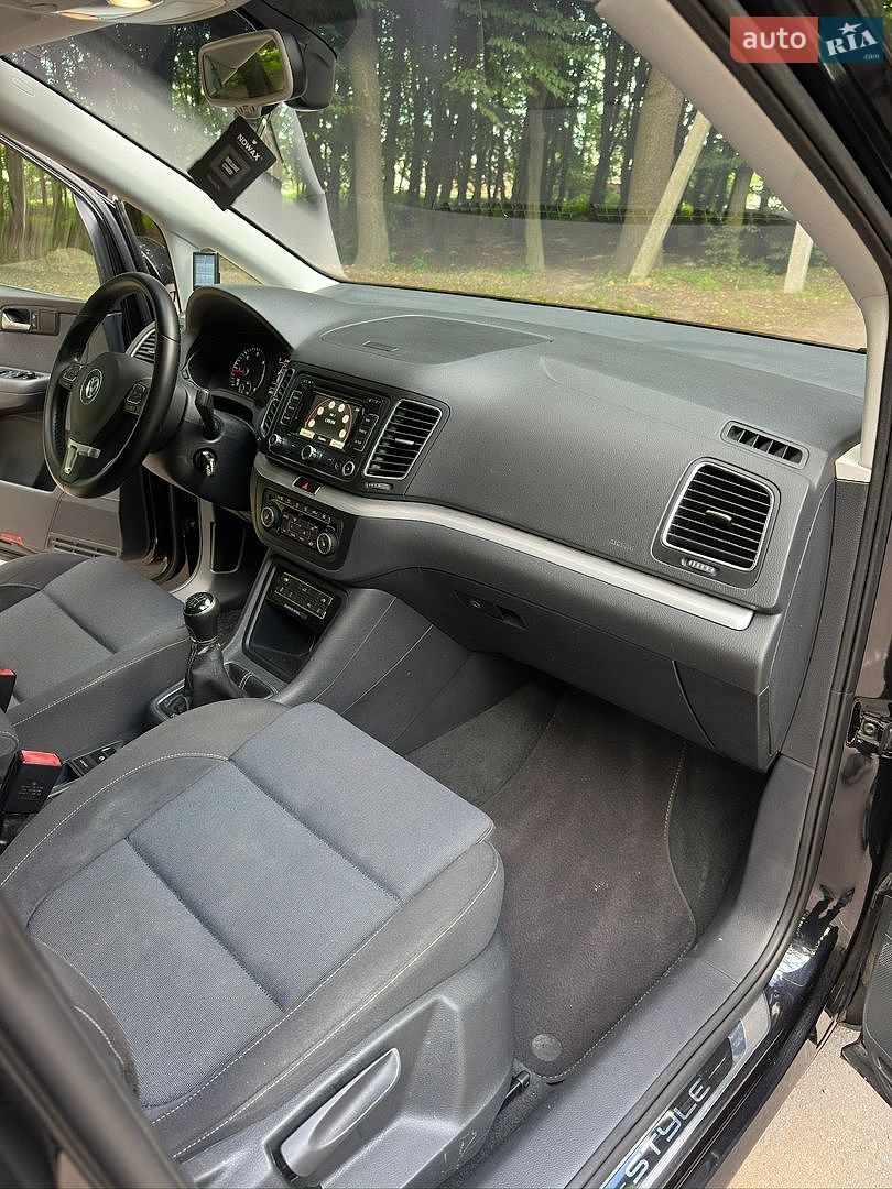 Volkswagen Sharan 2011 VIN WVWZZZ7NZCV024104 фото оголошення 31 з 41