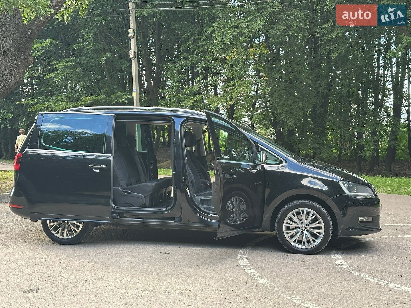 Volkswagen Sharan 2011 VIN WVWZZZ7NZCV024104 фото оголошення 39 з 41
