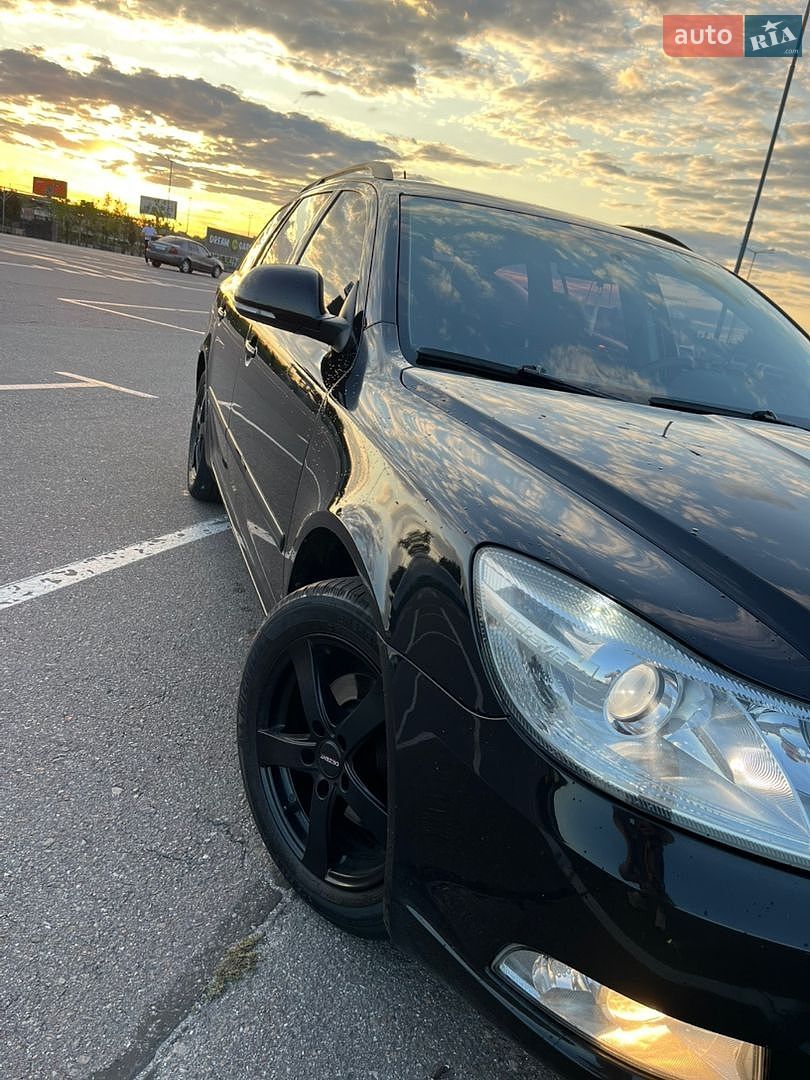 Skoda Octavia 2011 VIN TMBHJ61Z7C8020400 фото оголошення 35 з 47