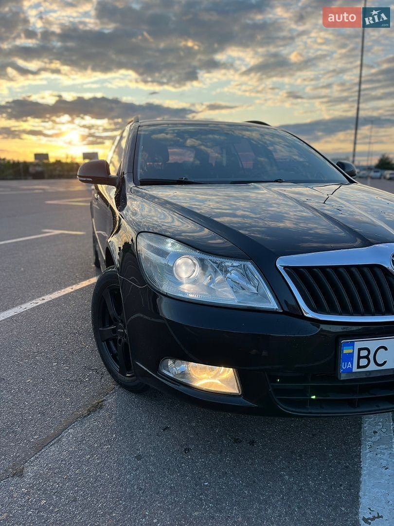 Skoda Octavia 2011 VIN TMBHJ61Z7C8020400 фото оголошення 39 з 47