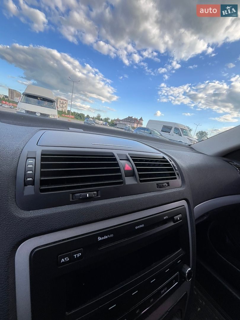 Skoda Octavia 2011 VIN TMBHJ61Z7C8020400 фото оголошення 43 з 47