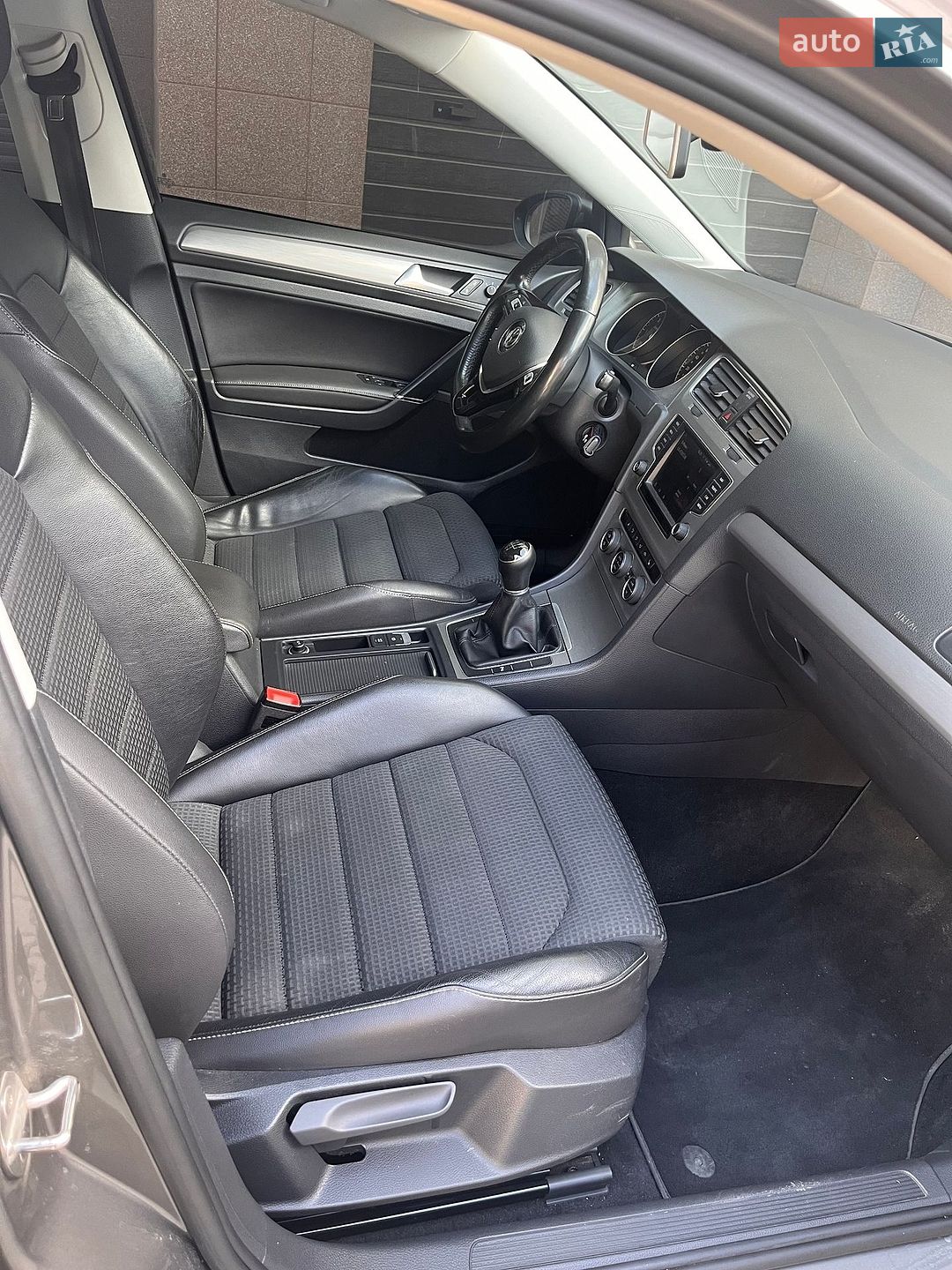 Volkswagen Golf 2016 VIN WVWZZZAUZHP522053 фото оголошення 10 з 11