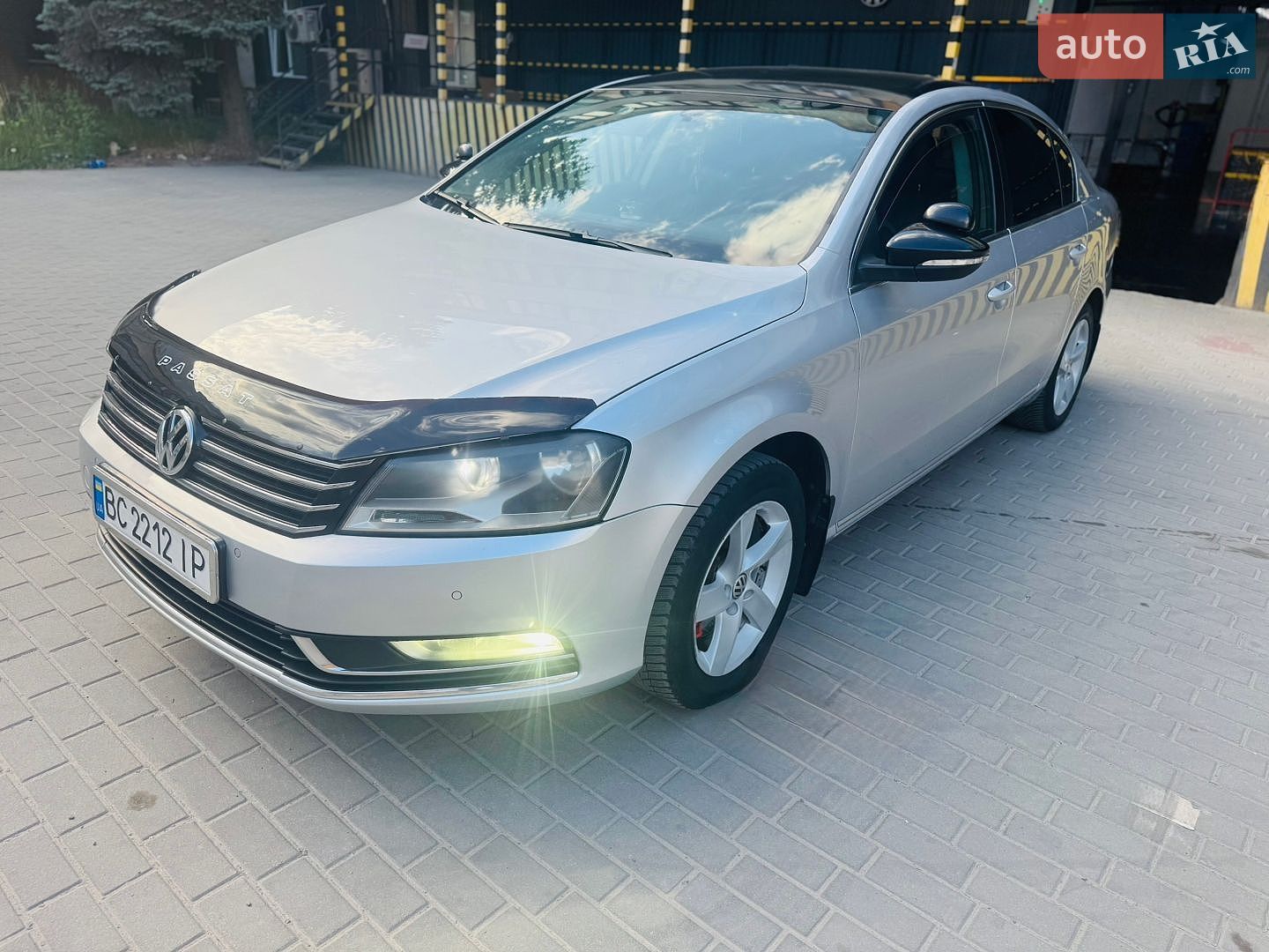 Volkswagen Passat 2011 VIN WVWZZZ3CZBP330919 фото оголошення 24 з 36