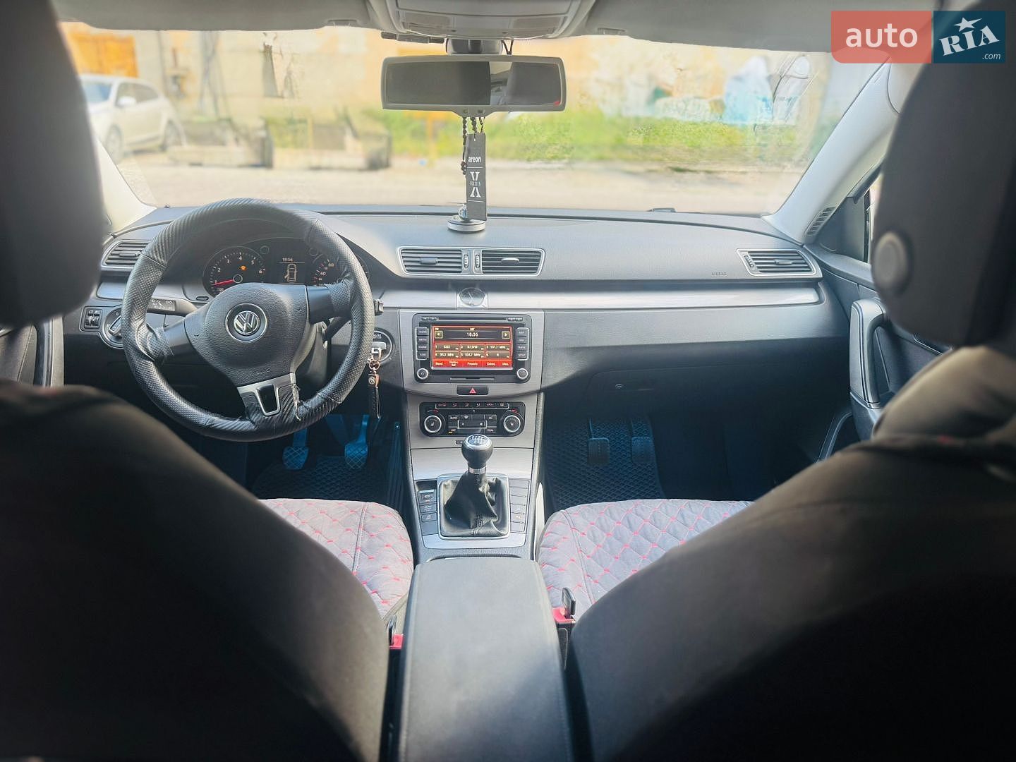 Volkswagen Passat 2011 VIN WVWZZZ3CZBP330919 фото оголошення 6 з 36