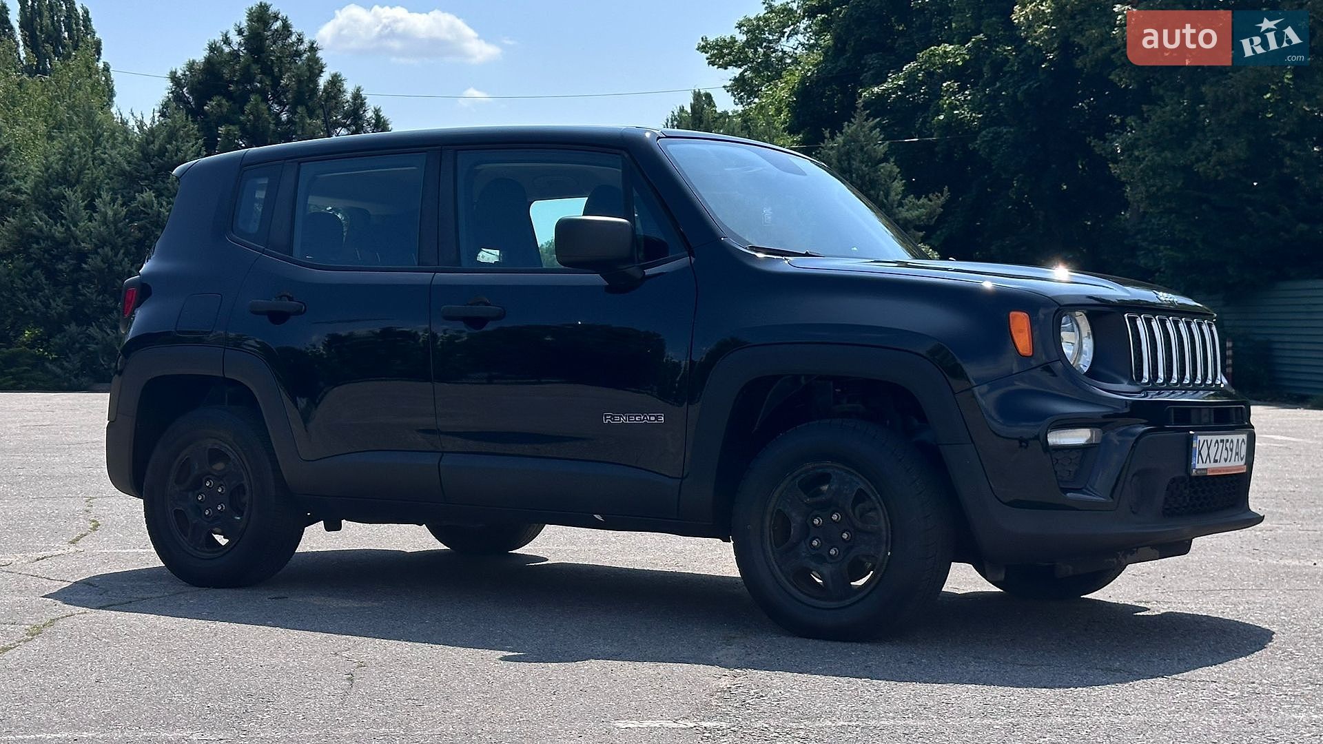 Jeep Renegade 2019 VIN ZACNJBAB2KPK61641 фото оголошення 2 з 31