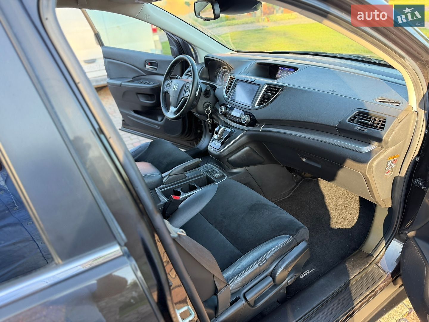 Honda CR-V 2016 VIN SHSRE6880FU529900 фото оголошення 22 з 30
