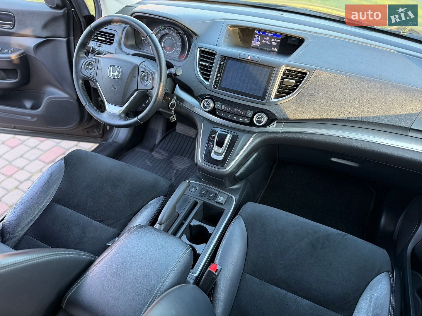 Honda CR-V 2016 VIN SHSRE6880FU529900 фото оголошення 23 з 30