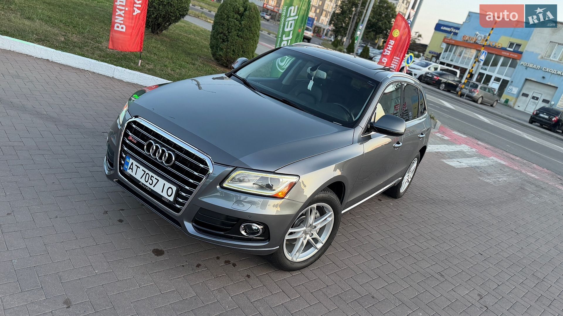 Audi Q5 2015 VIN WA1LFAFP2FA135290 фото оголошення 5 з 90