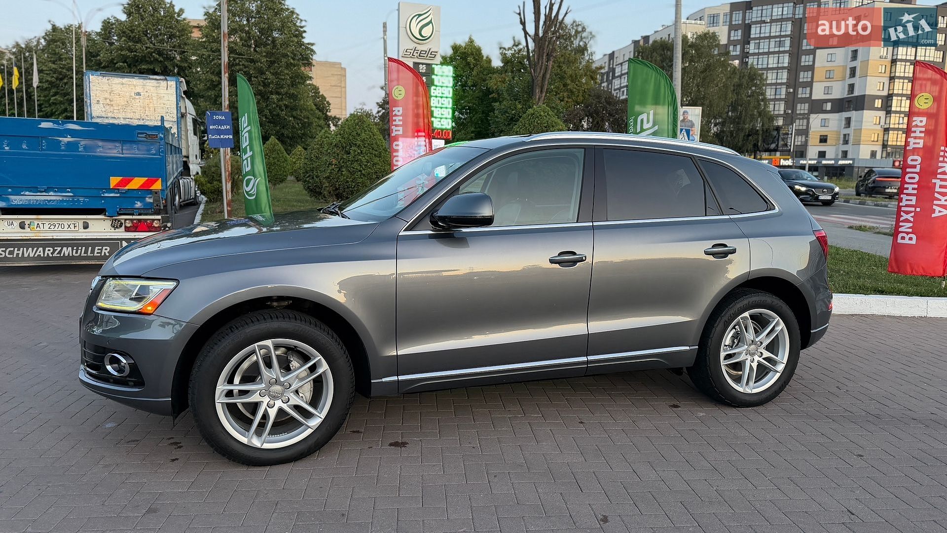 Audi Q5 2015 VIN WA1LFAFP2FA135290 фото оголошення 6 з 90