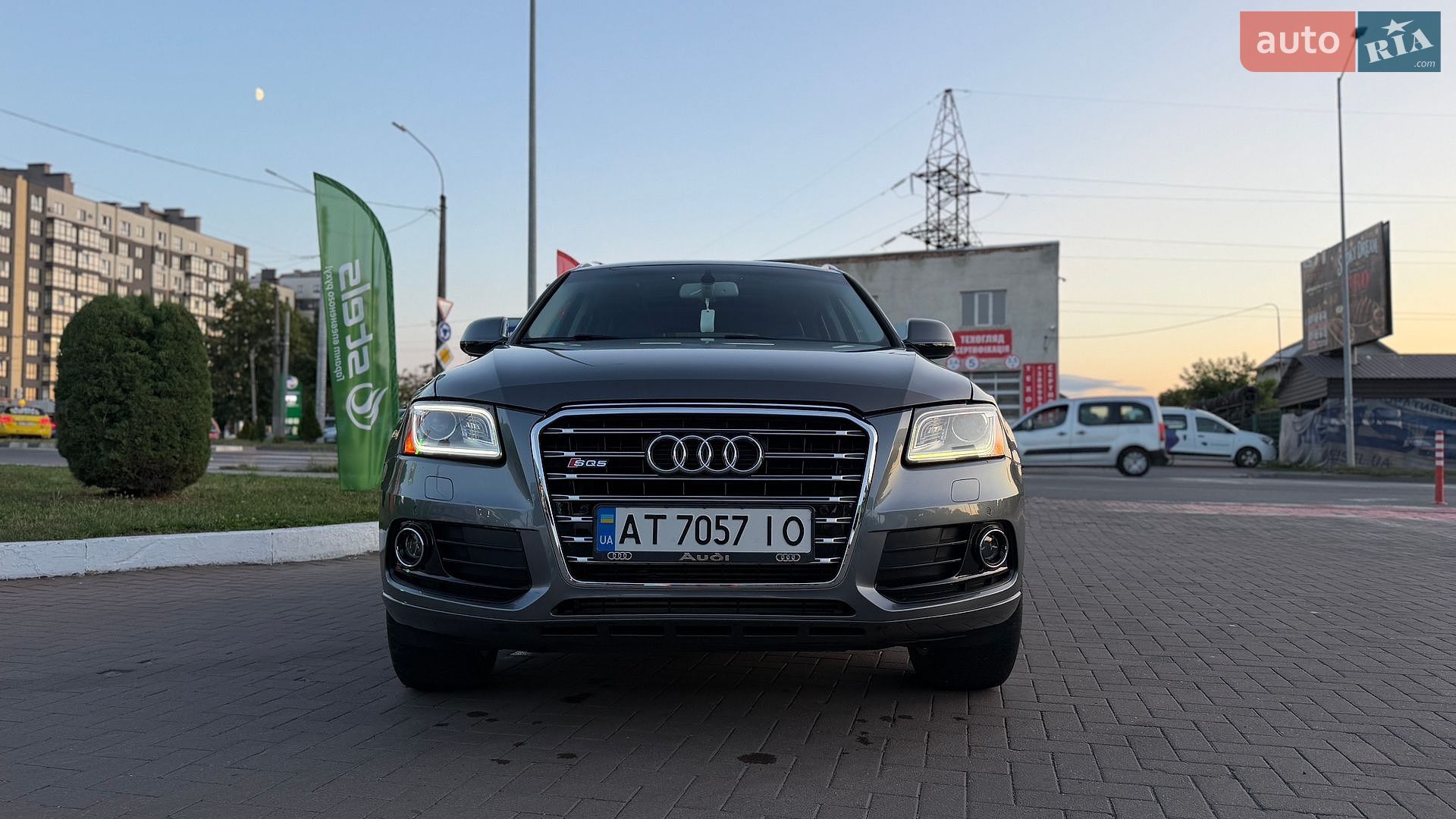 Audi Q5 2015 VIN WA1LFAFP2FA135290 фото оголошення 9 з 90