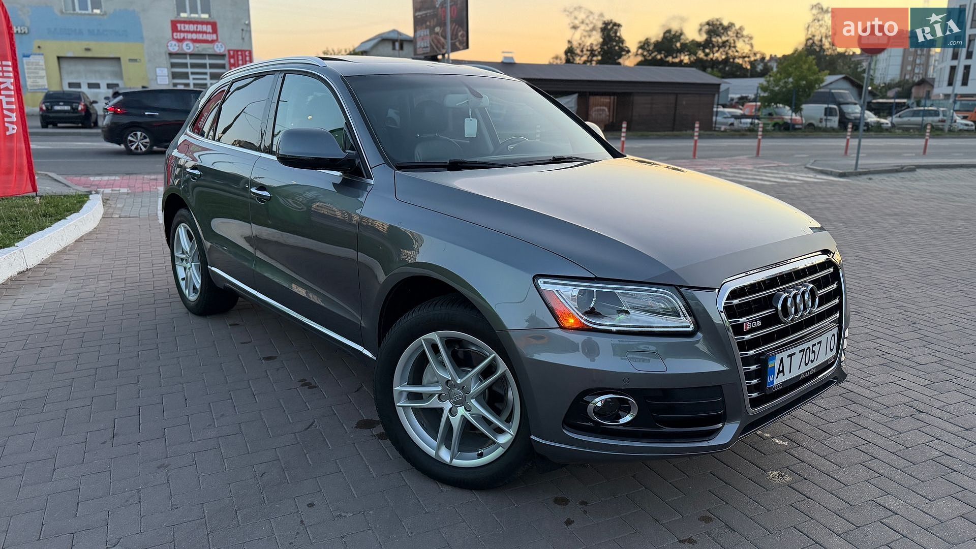 Audi Q5 2015 VIN WA1LFAFP2FA135290 фото оголошення 17 з 90