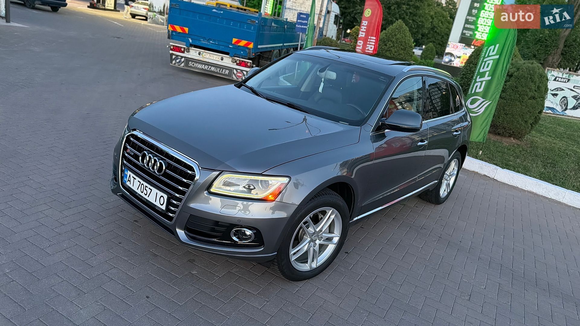 Audi Q5 2015 VIN WA1LFAFP2FA135290 фото оголошення 27 з 90