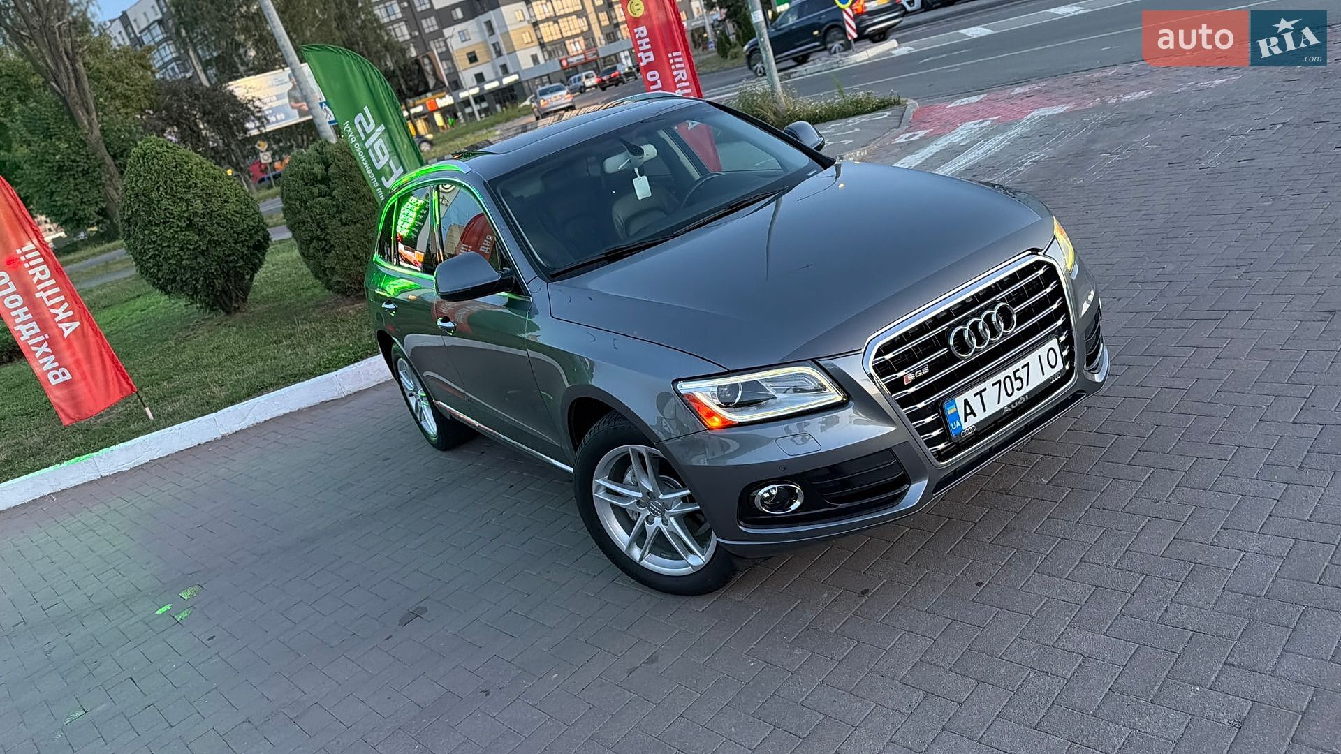 Audi Q5 2015 VIN WA1LFAFP2FA135290 фото оголошення 31 з 90