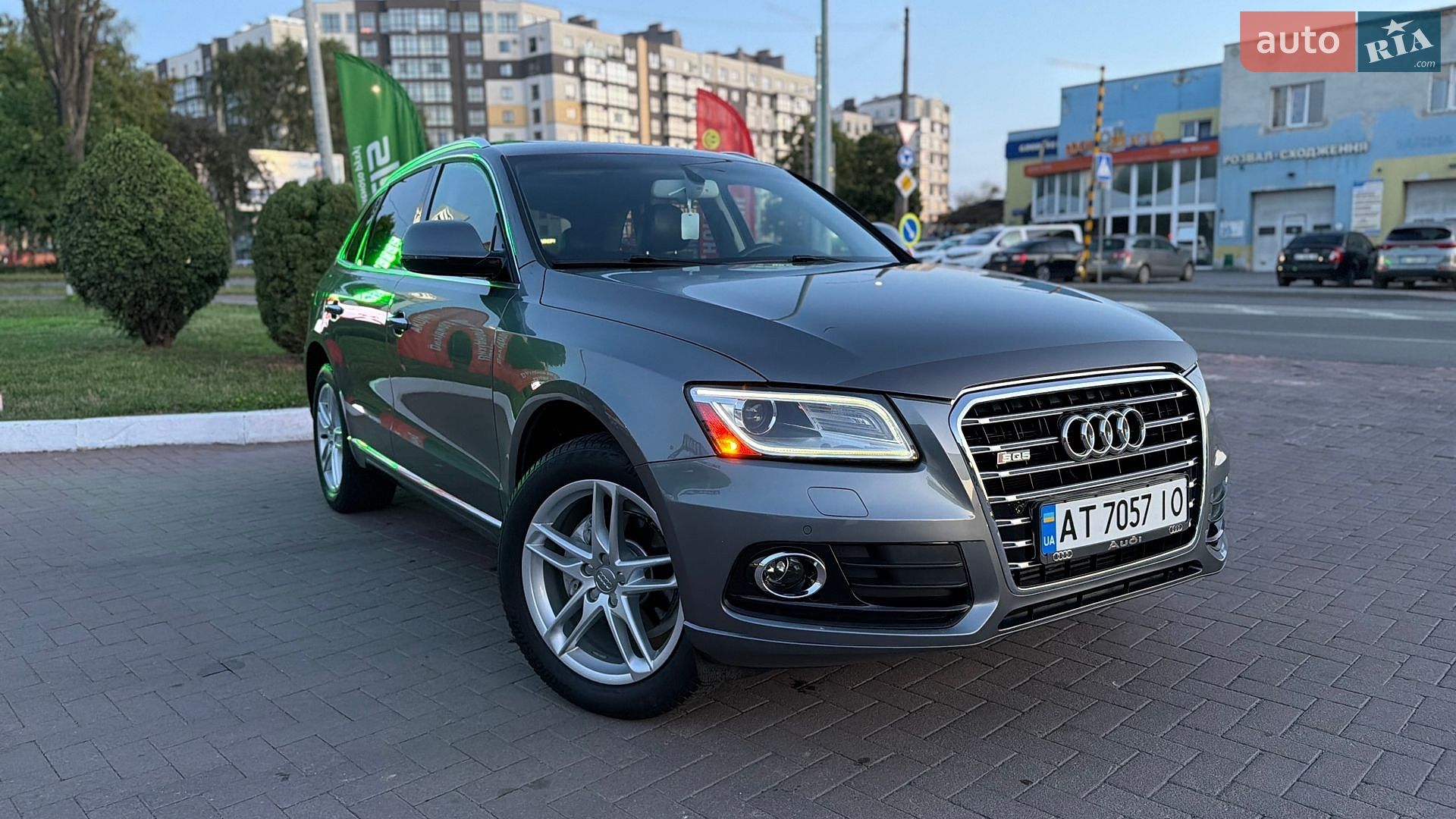 Audi Q5 2015 VIN WA1LFAFP2FA135290 фото оголошення 33 з 90