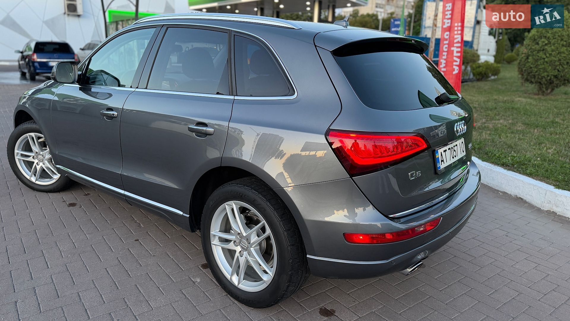 Audi Q5 2015 VIN WA1LFAFP2FA135290 фото оголошення 40 з 90