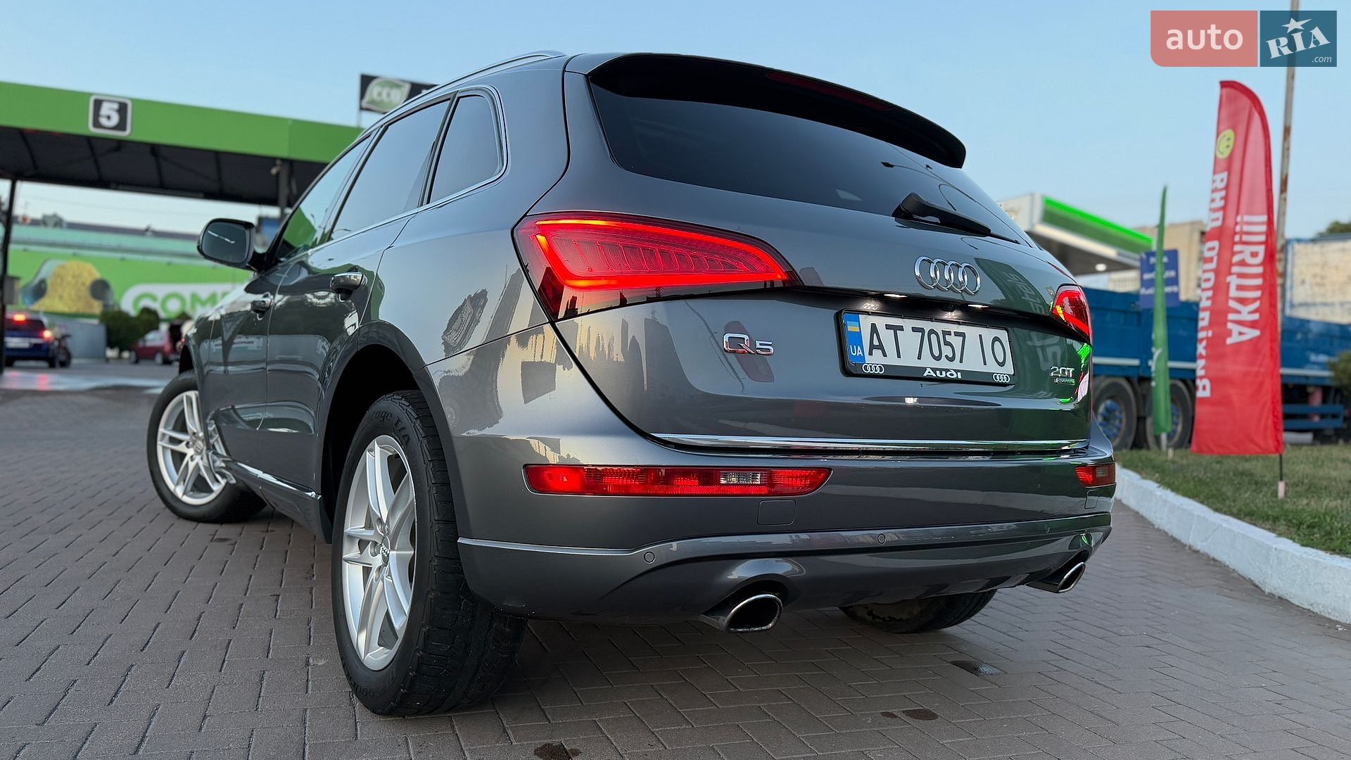 Audi Q5 2015 VIN WA1LFAFP2FA135290 фото оголошення 43 з 90