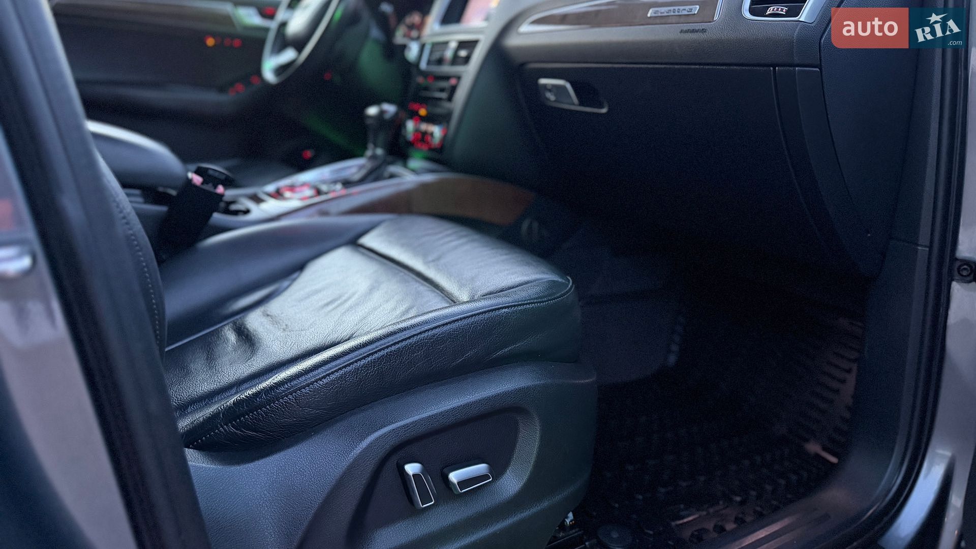 Audi Q5 2015 VIN WA1LFAFP2FA135290 фото оголошення 72 з 90