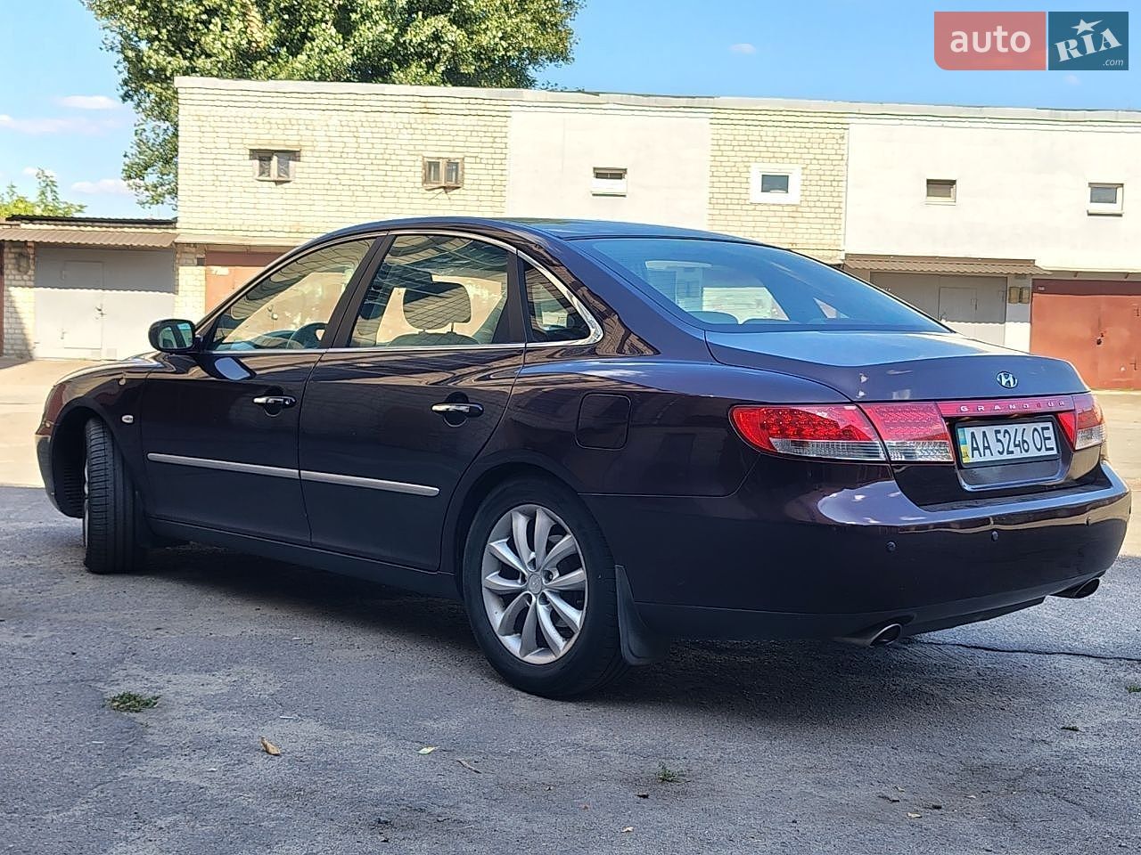 Hyundai Grandeur 2006 VIN KMHFC41DP6A124742 фото оголошення 4 з 17