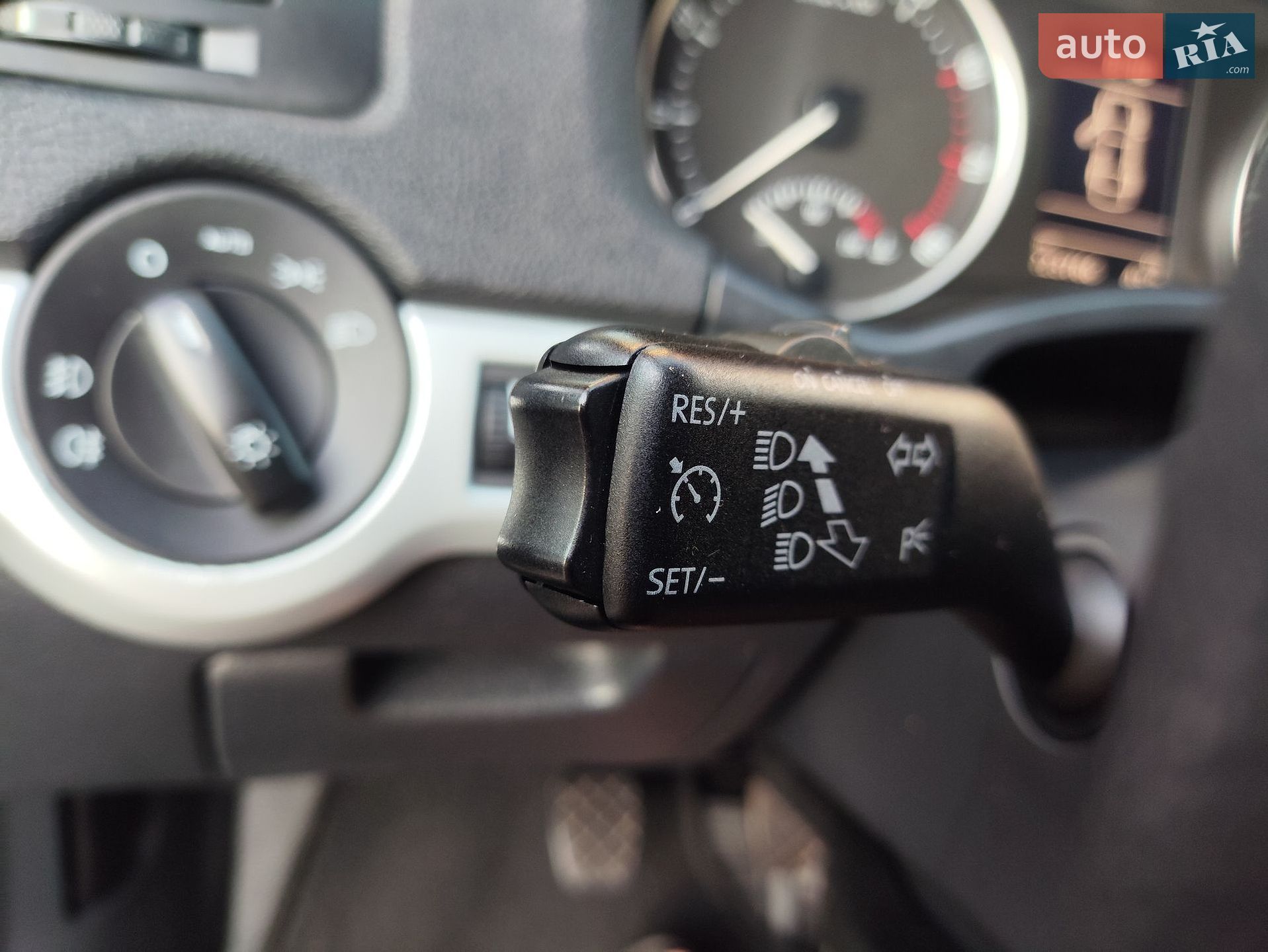 Skoda Octavia 2008 VIN TMBCJ61Z29C003150 фото оголошення 29 з 36