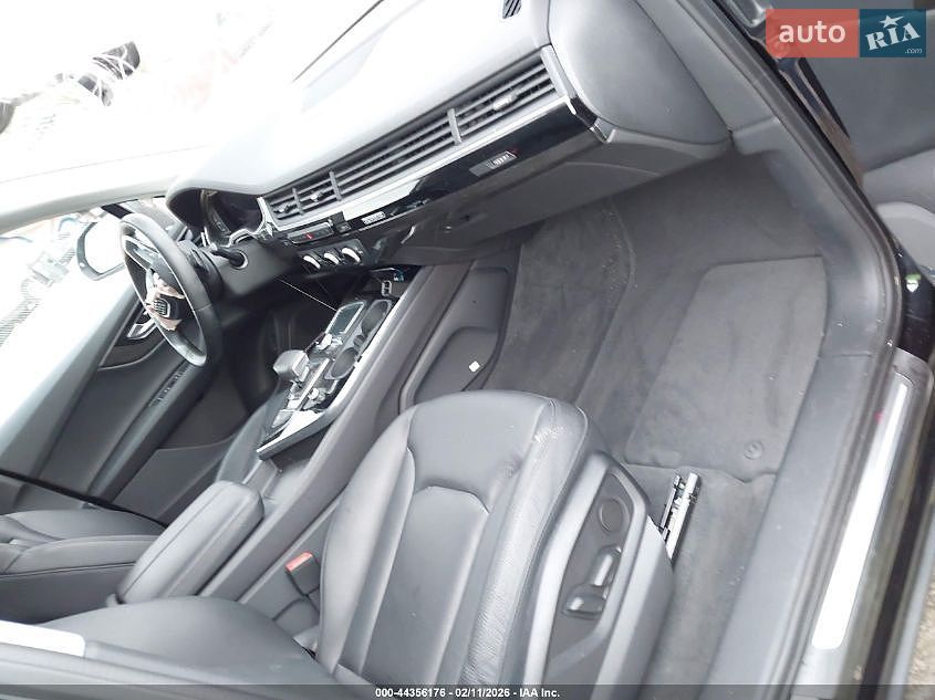 Audi Q7 2018 VIN WA1LAAF77JD043193 фото оголошення 5 з 20