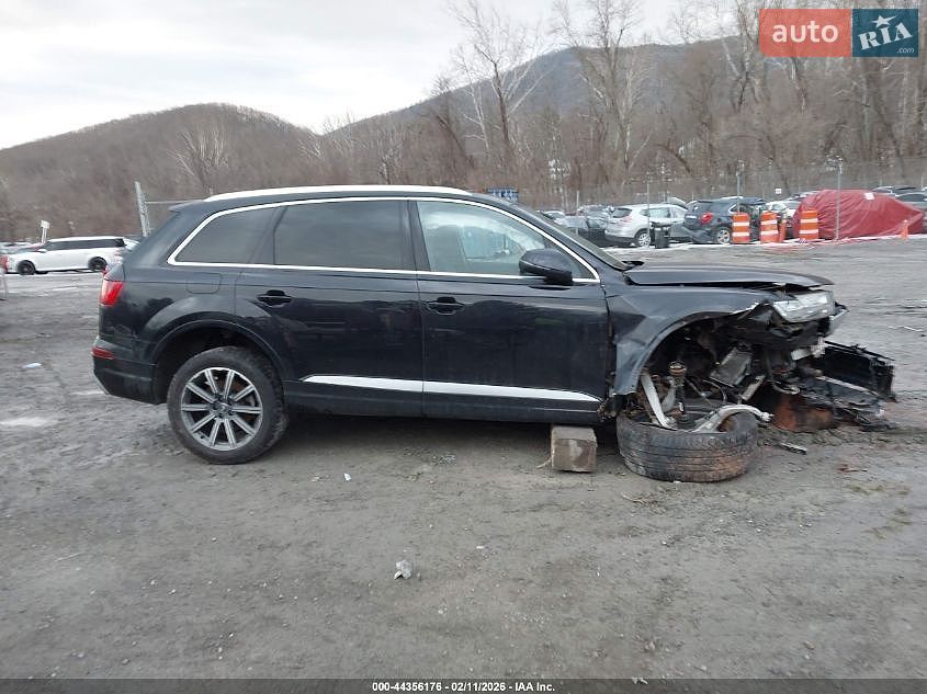 Audi Q7 2018 VIN WA1LAAF77JD043193 фото оголошення 13 з 20